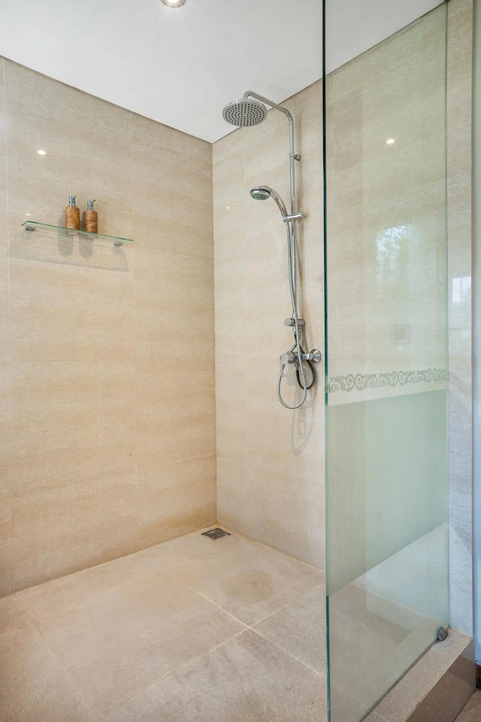 Shower in Neo Buana Villa by Betterplace