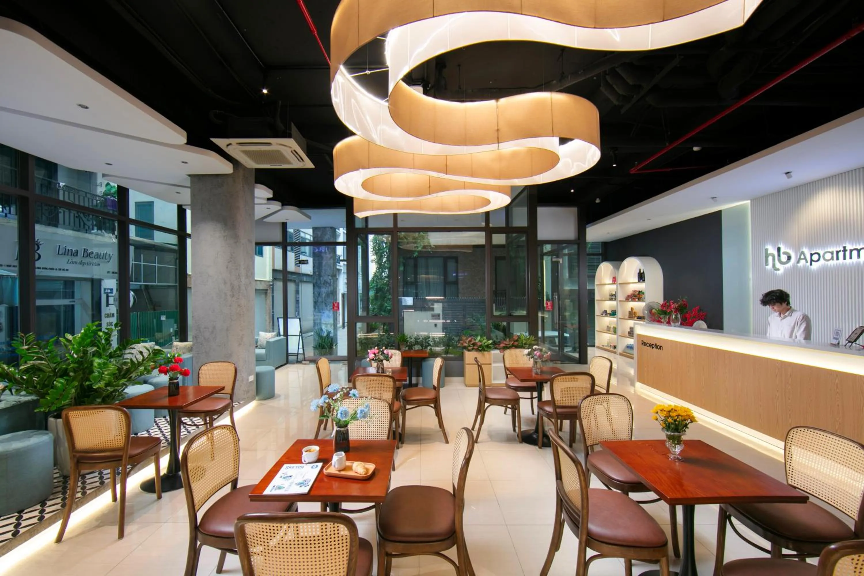 HB Serviced Apartment - Lạc Long Quân