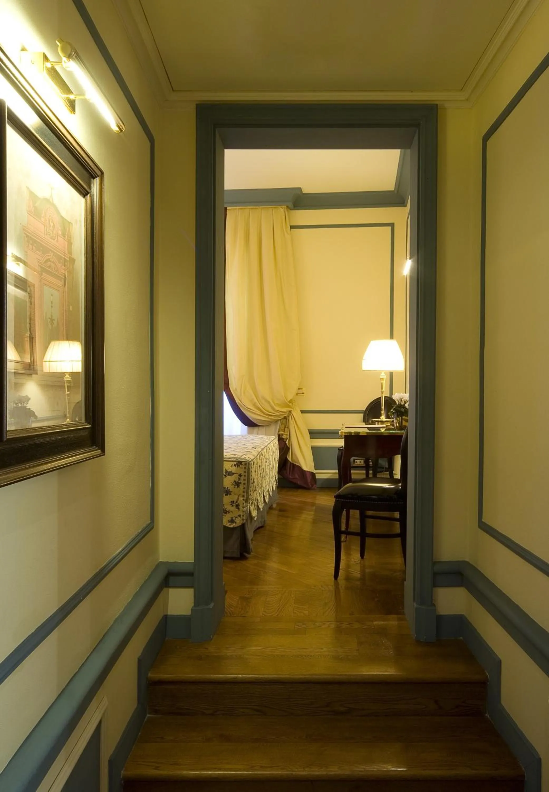 Photo of the whole room, Bed in Santa Maria Novella - WTB Hotels