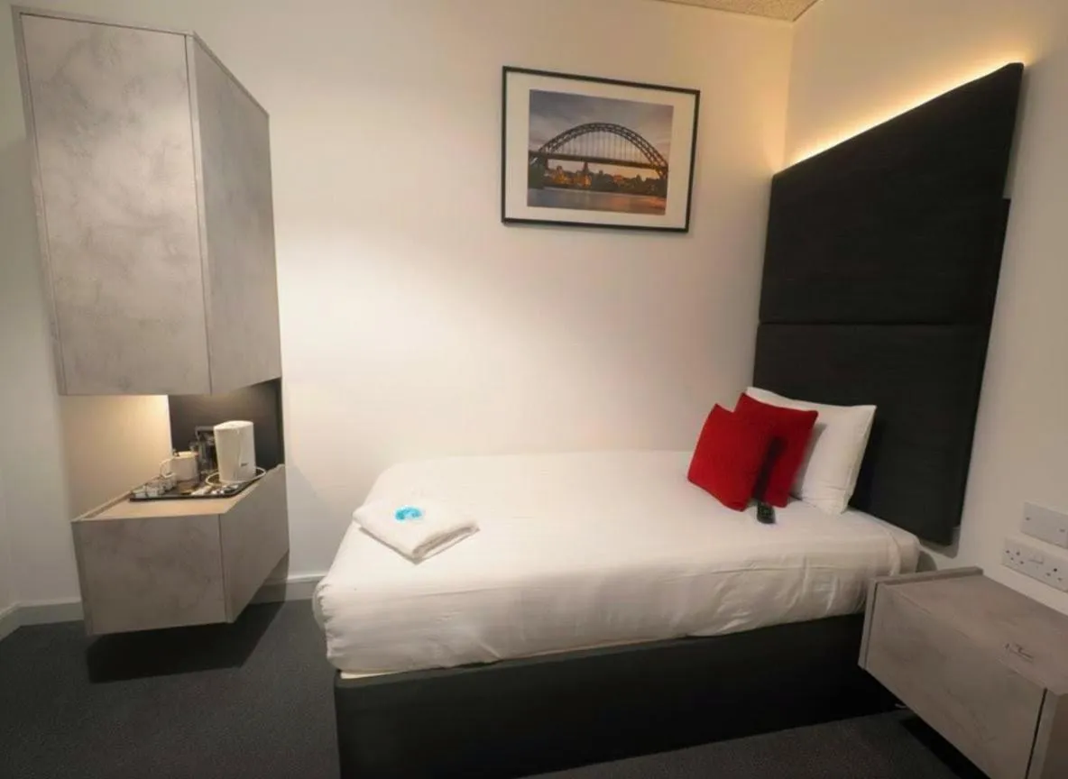 Bedroom, Bed in Hotel Express Newcastle Gateshead