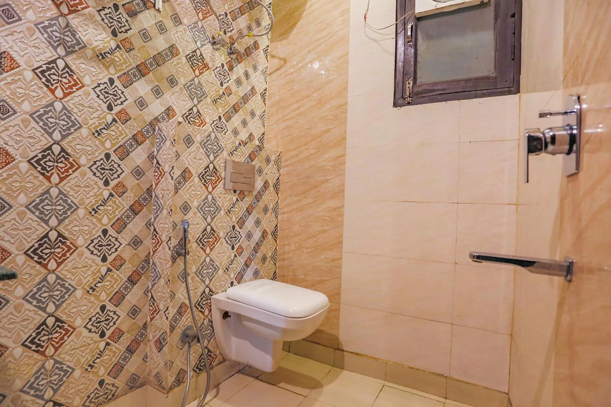 Bathroom in FabExpress Novel Suites - Nr Yashobhoomi Convention Centre