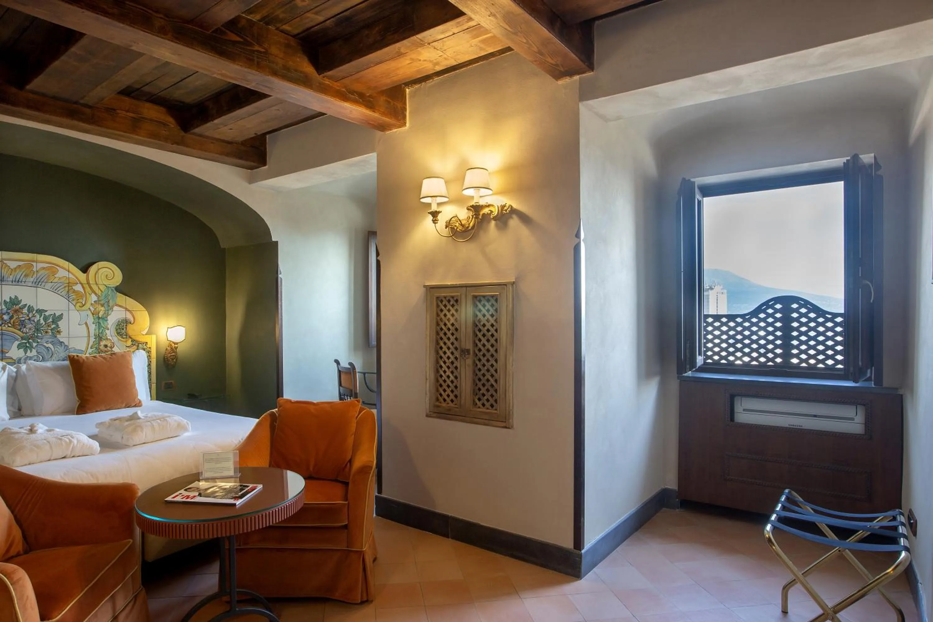 Bedroom, Bed in San Francesco al Monte
