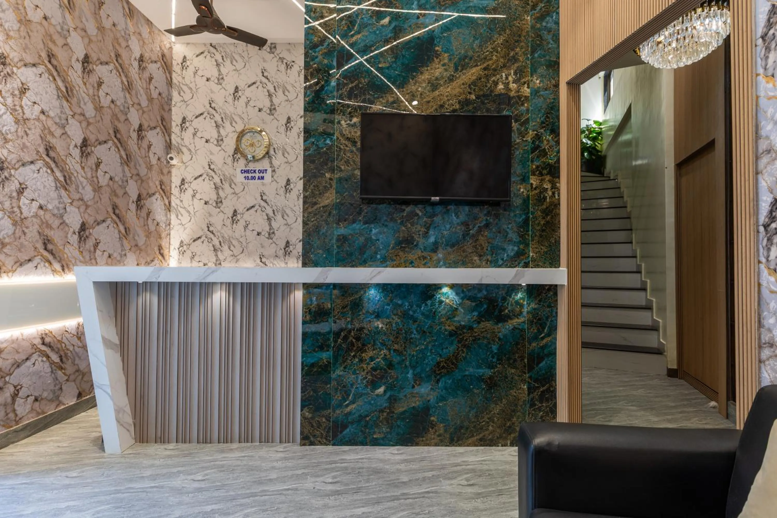 Lobby or reception in Hotel Jodiya - Near CST