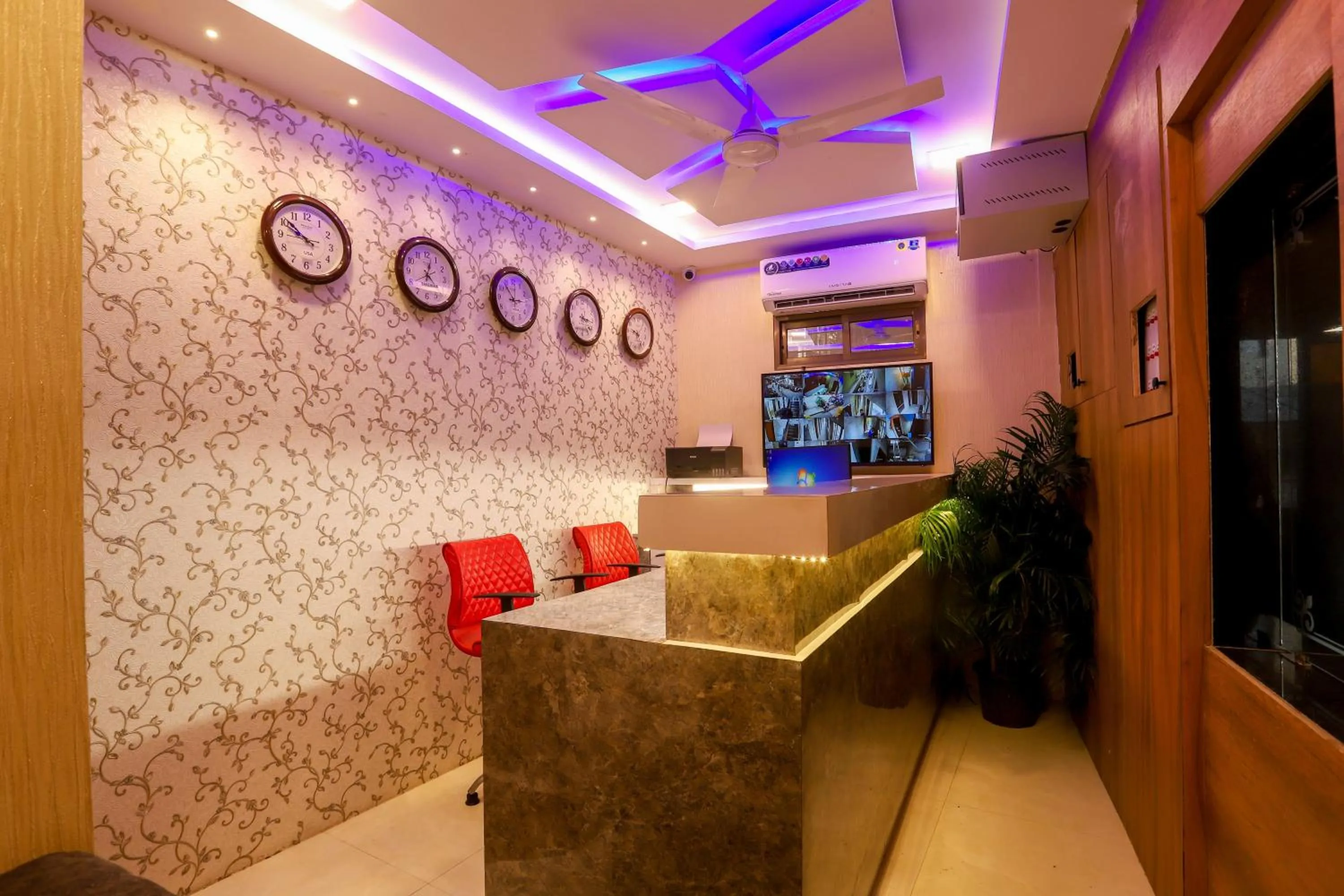 Lobby or reception in Hotel Jodiya - Near CST