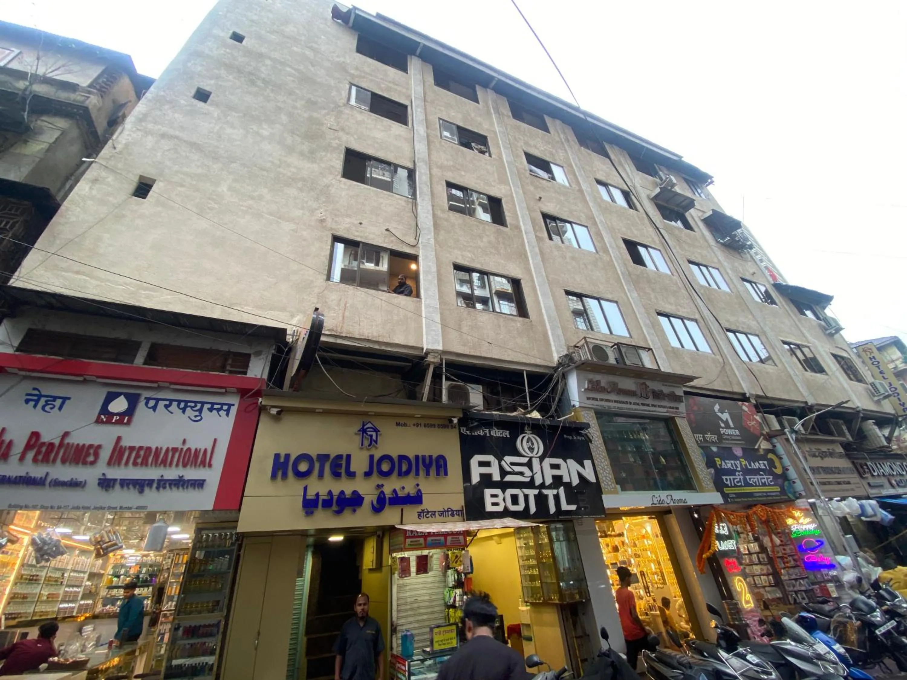 Location in Hotel Jodiya - Near CST