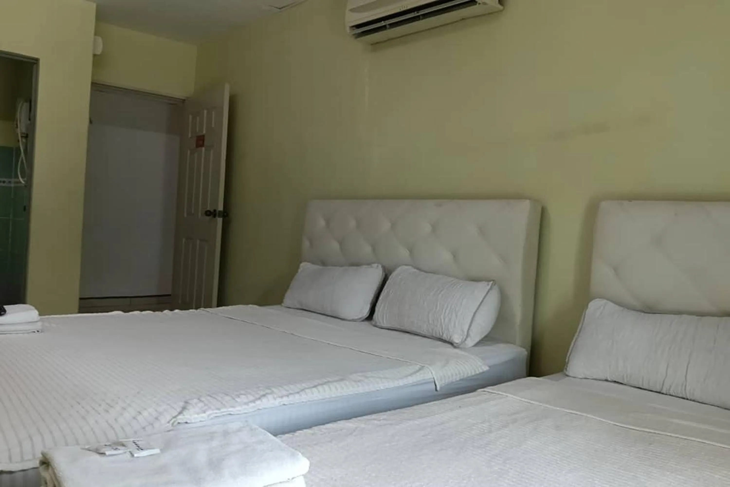 Bed in Persona Boutique Hotel