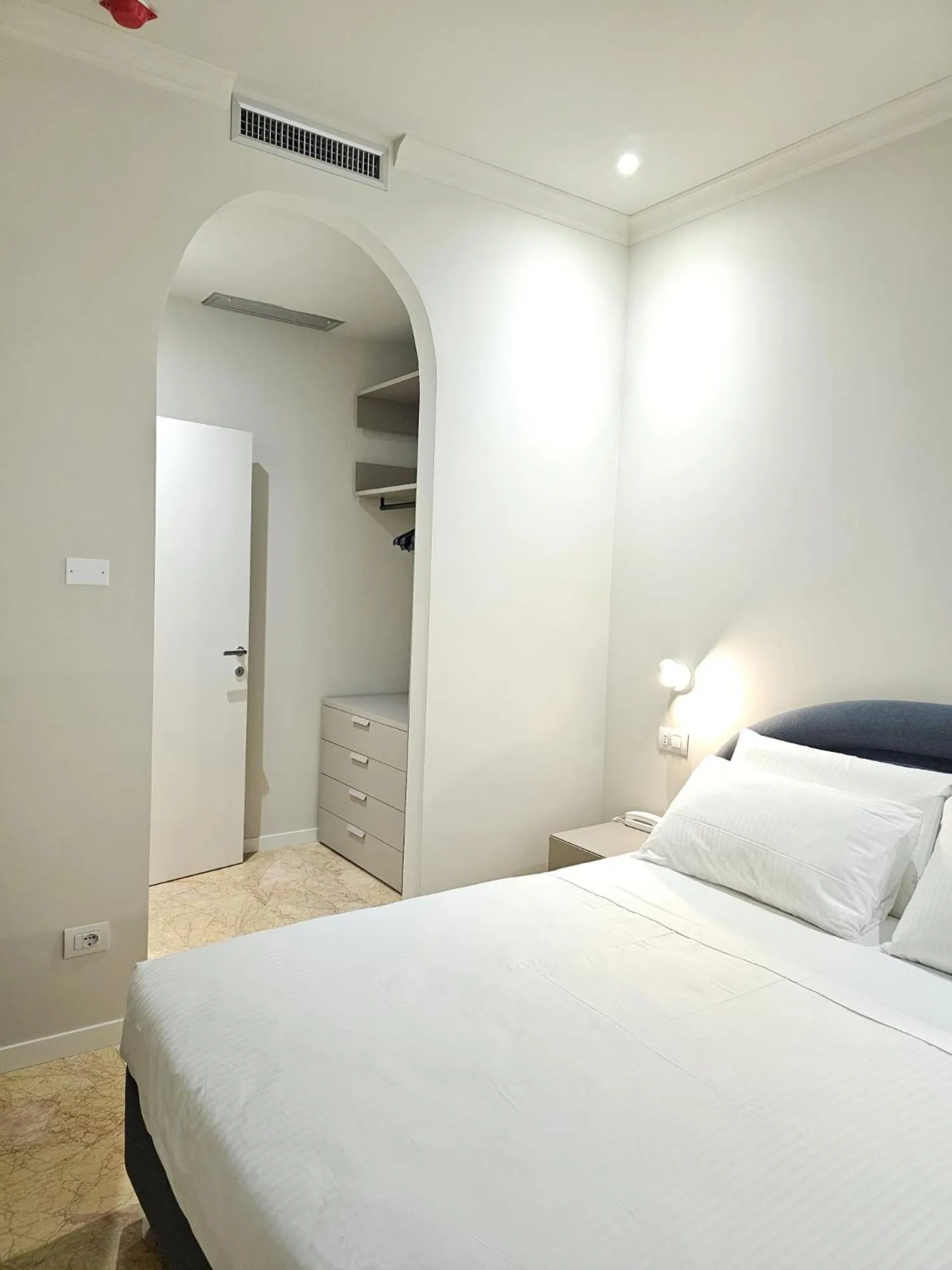 Bed in Andreola Central Hotel