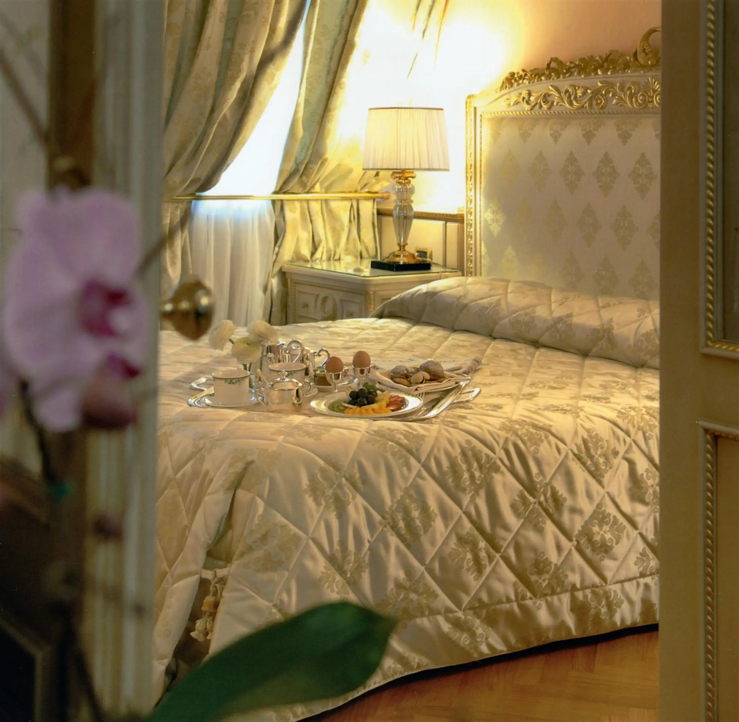 Deluxe Suite in Andreola Central Hotel Deluxe Suite in Andreola Central Hotel