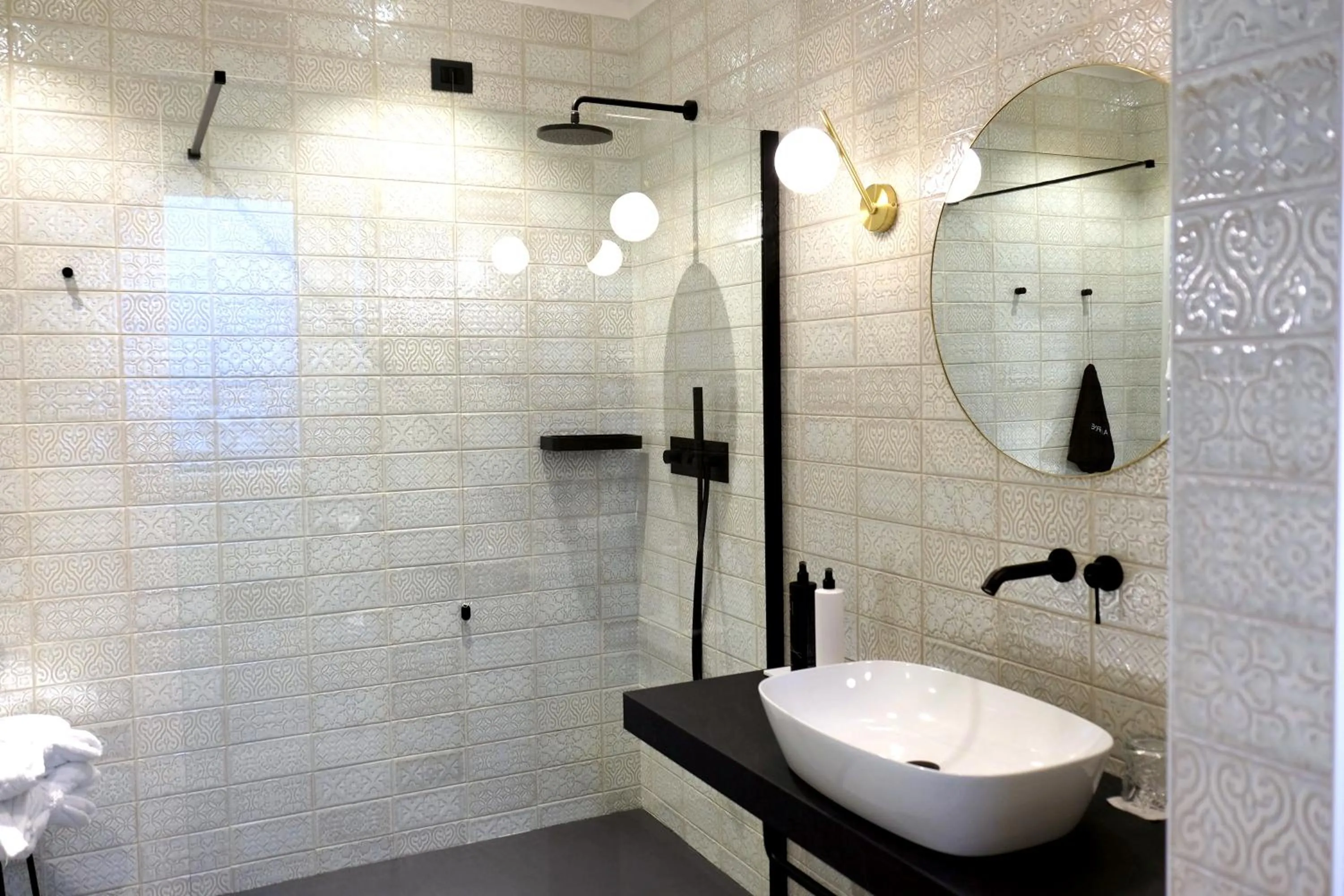 Shower in Hotel Luise