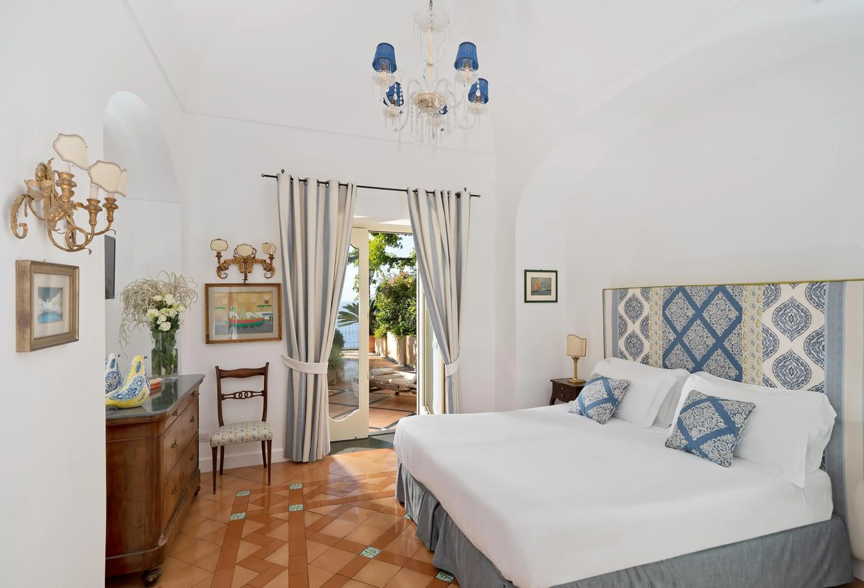 Photo of the whole room, Bed in Hotel Punta Regina