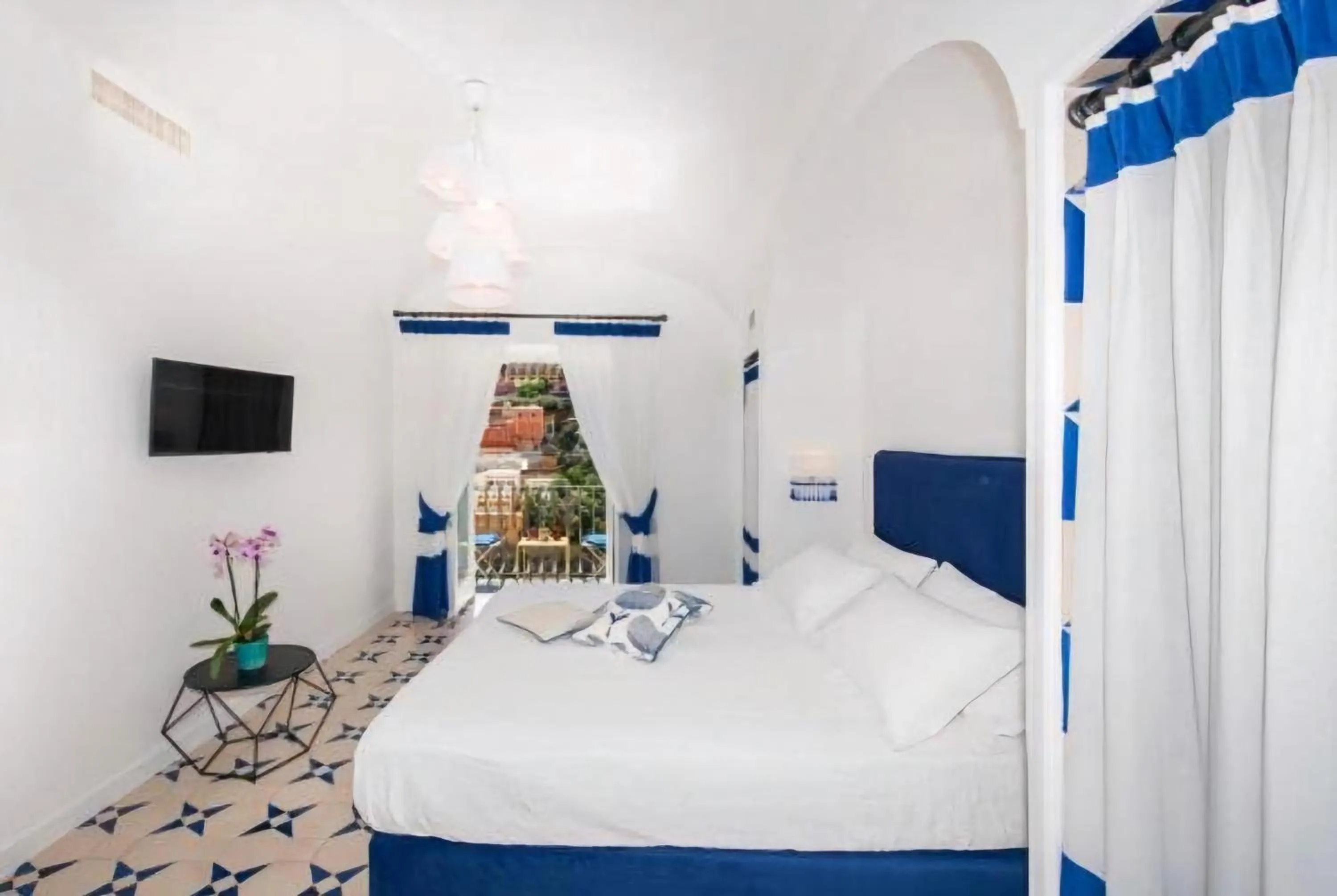 Bed in Hotel Punta Regina