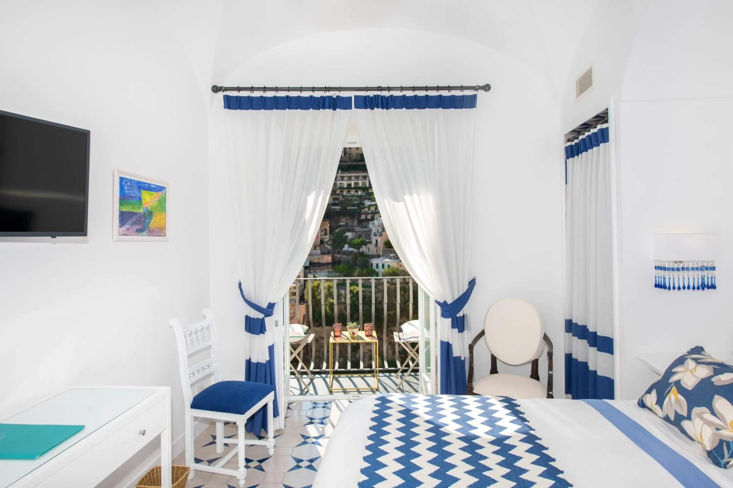 Photo of the whole room in Hotel Punta Regina