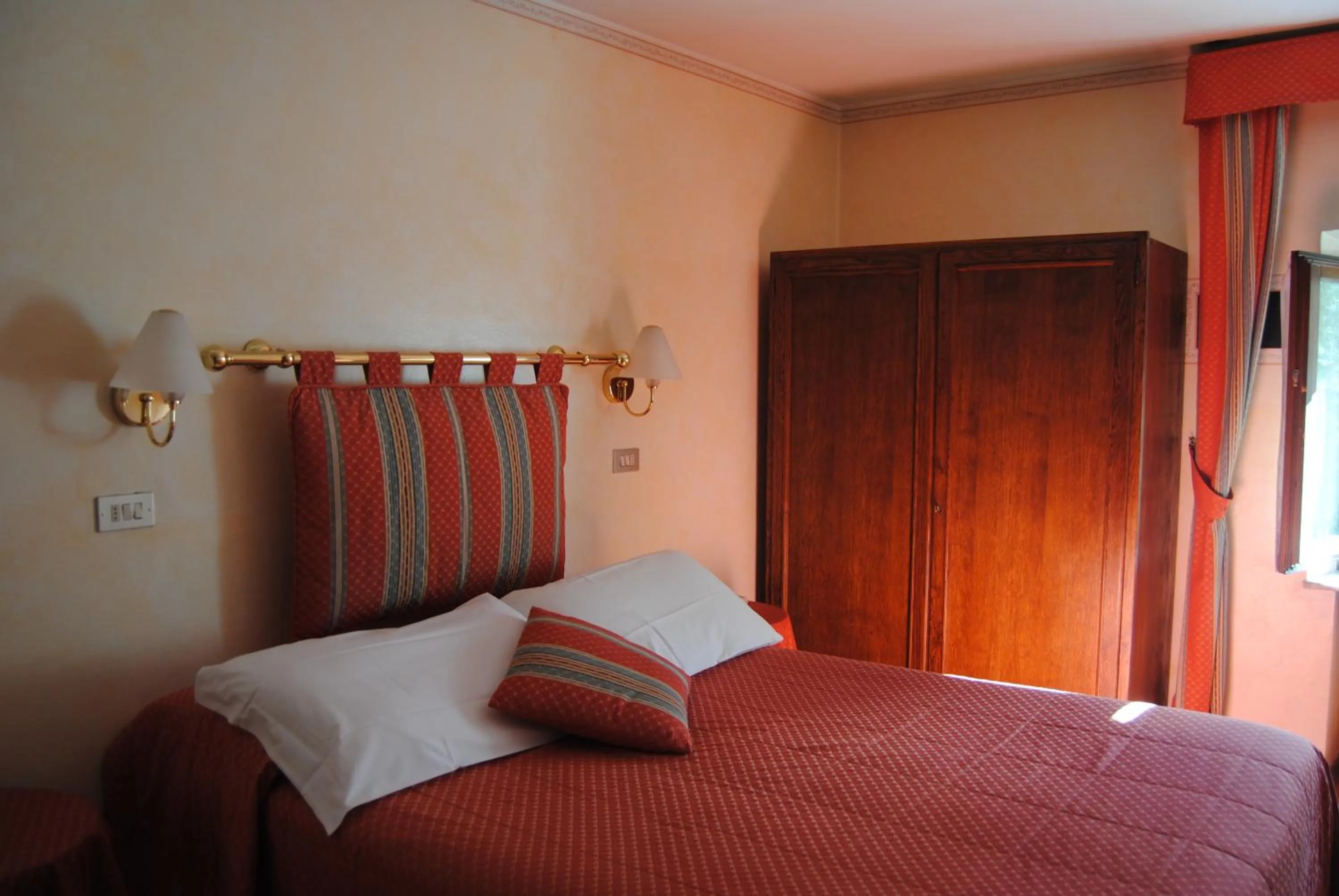 Bedroom, Bed in Centrale