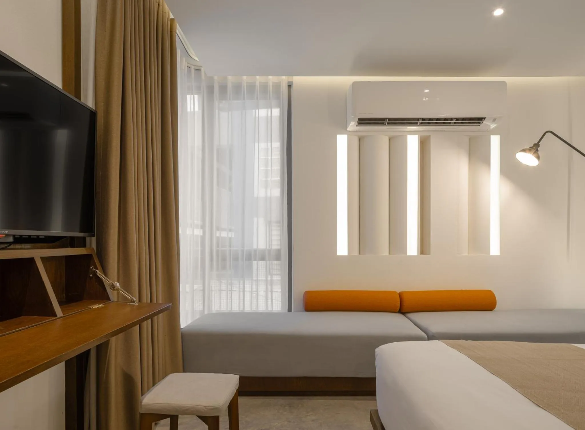 Bedroom, Bed in Nidhra Boutique Hotel Bangkok Sukhumvit