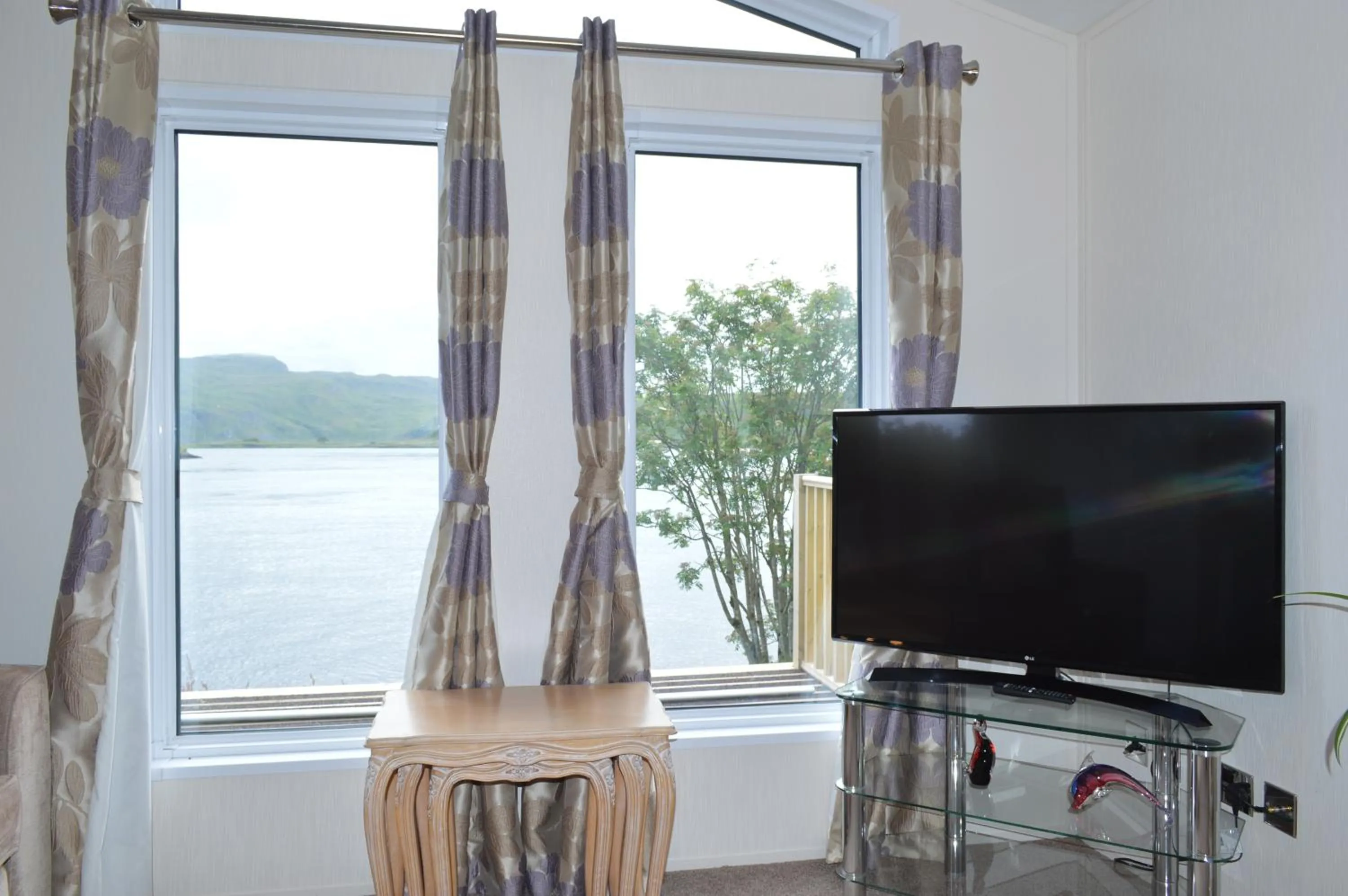 TV and multimedia in Sunnybrae, Isle of Luing
