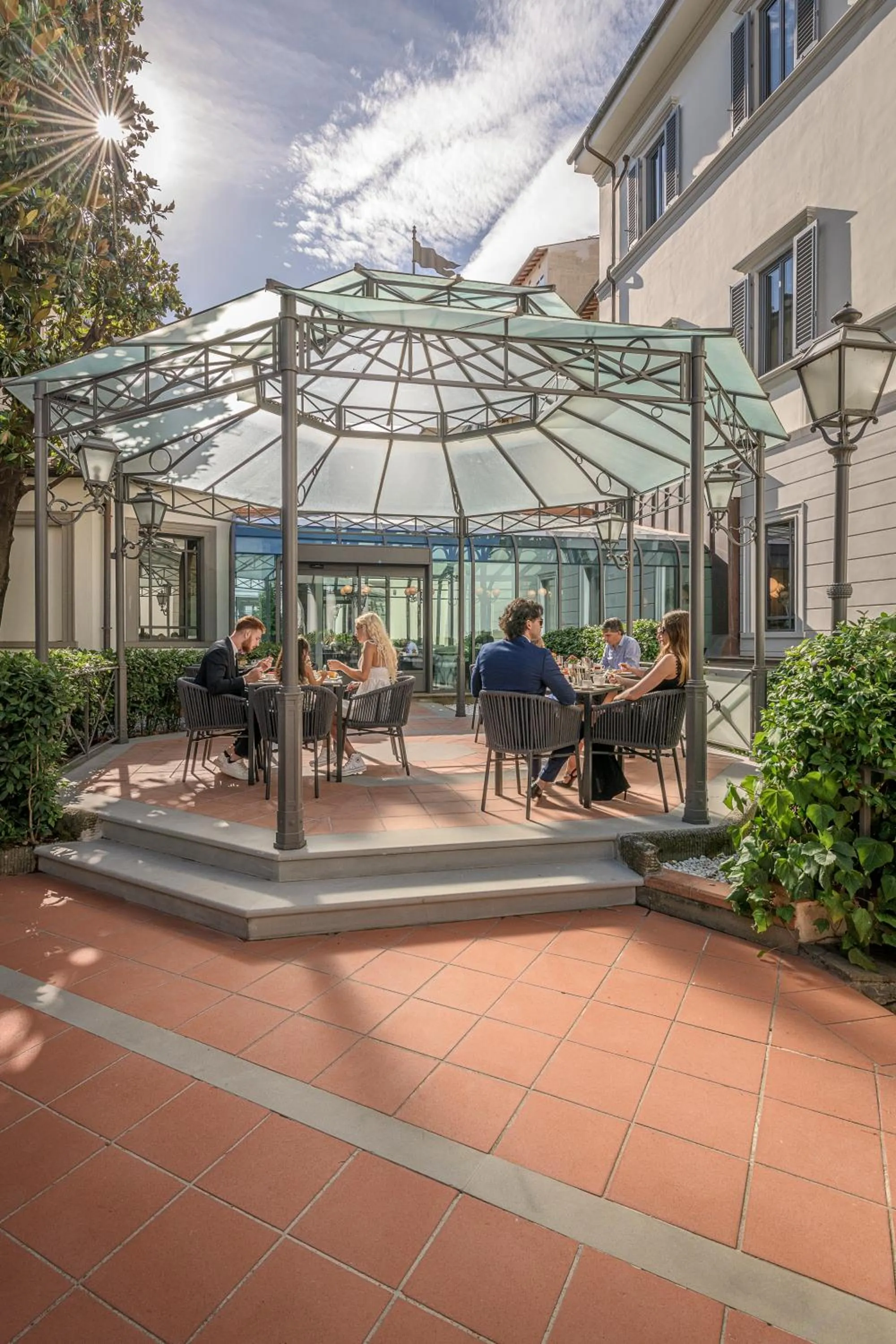 Restaurant/places to eat in Palazzo Montebello