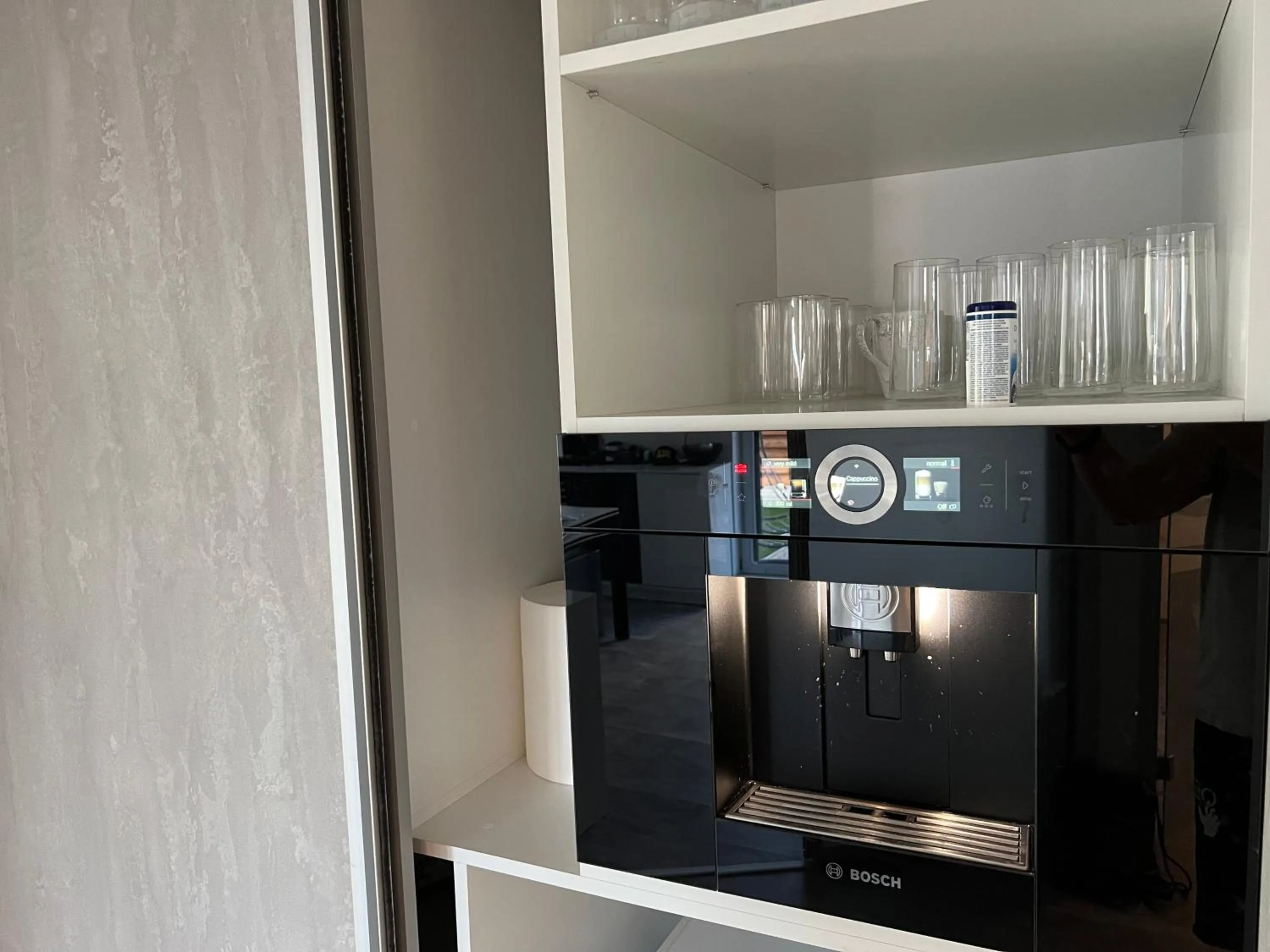 Business facilities in Amazing 2-Room Penthouse Cityview W13