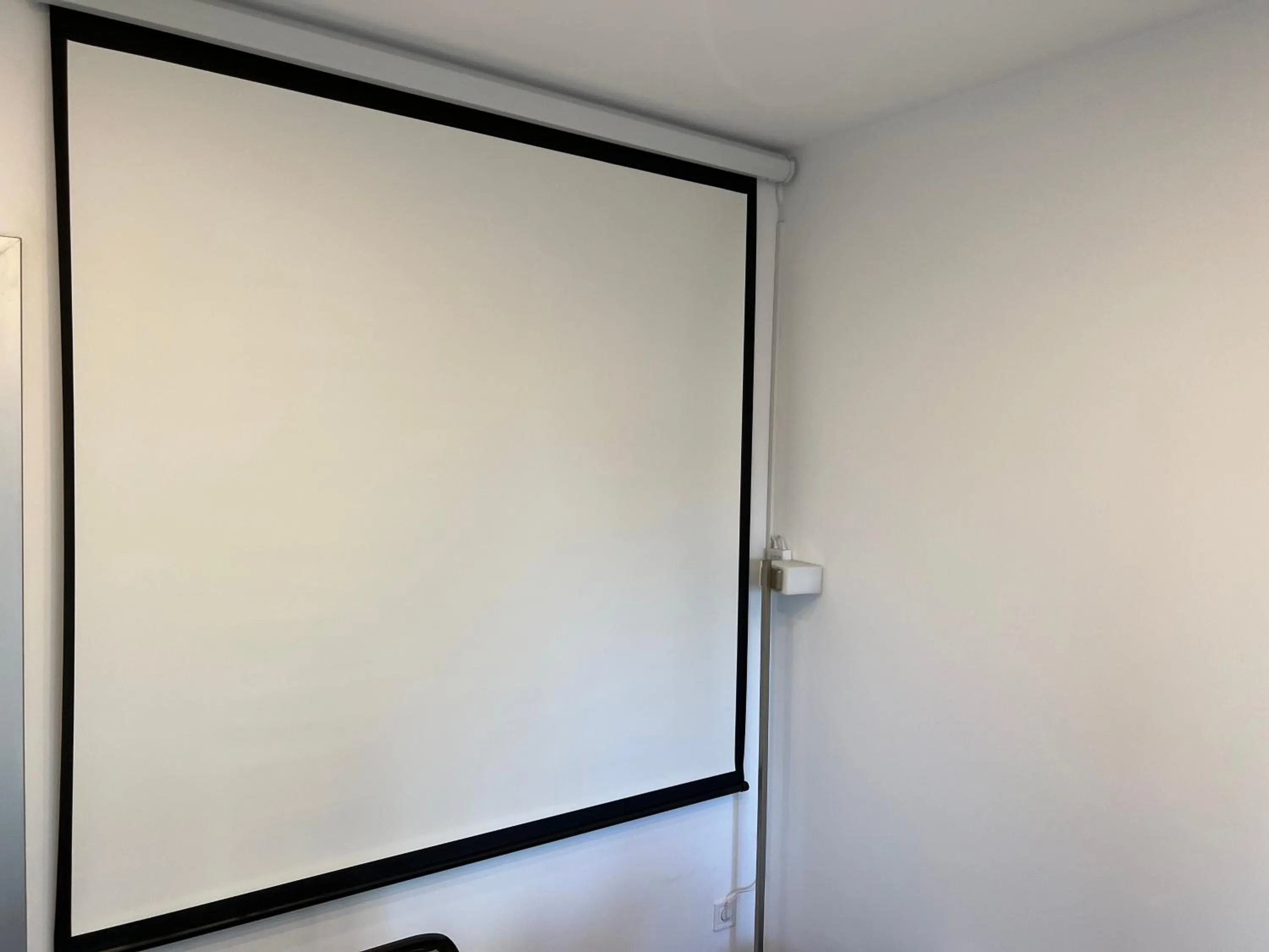 Meeting/conference room in Amazing 2-Room Penthouse Cityview W13