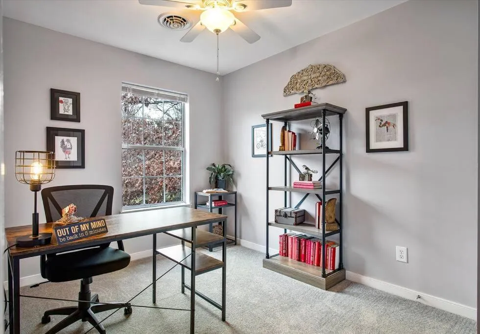 Business facilities in Charming 3-Bedroom Home in Heart of Ashland