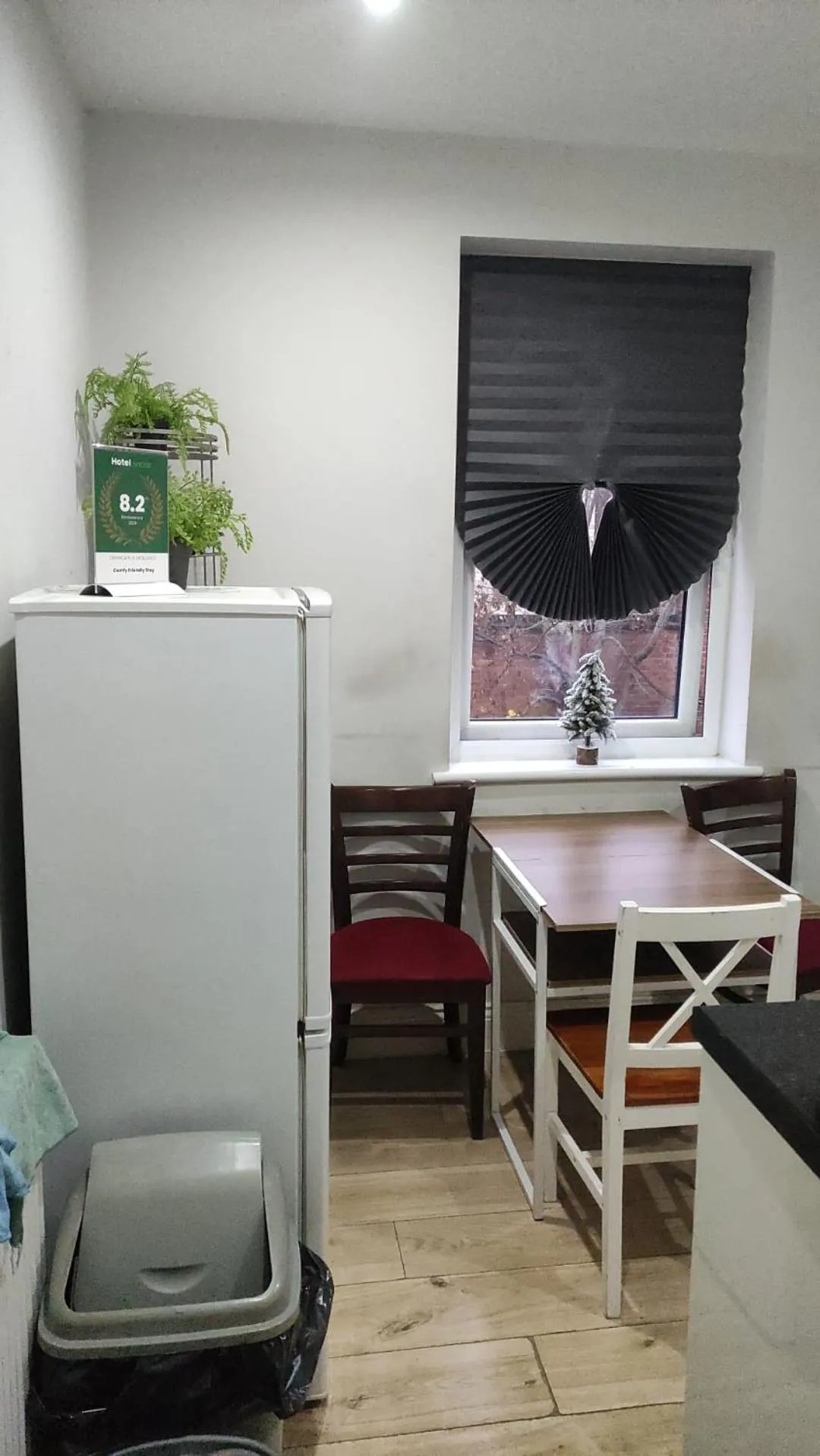 Kitchen or kitchenette in Comfy Fenia Stay