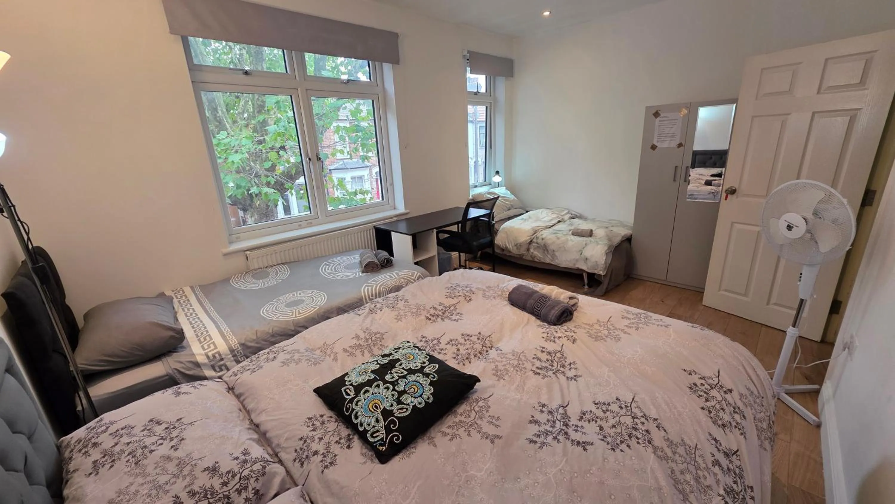 Bed in Comfy Fenia Stay