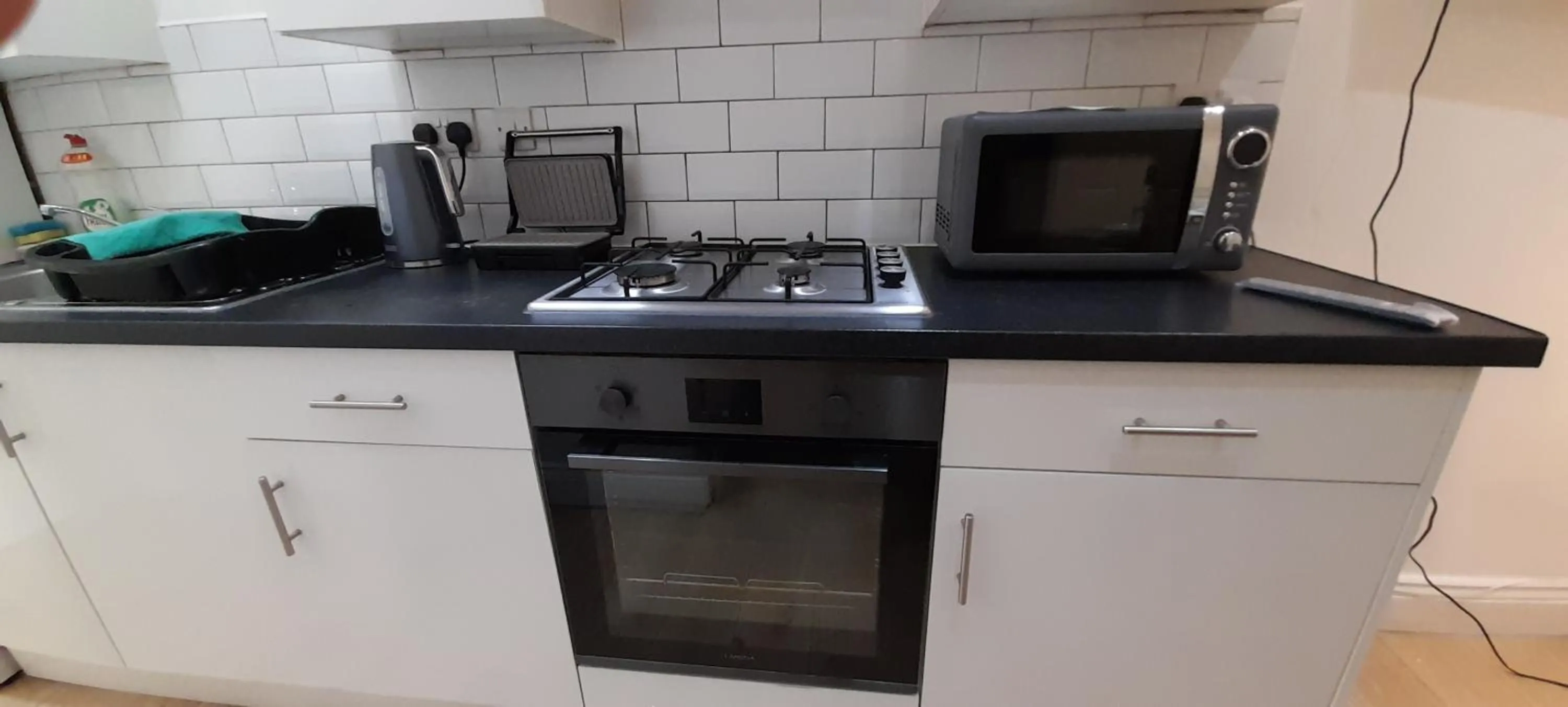 Coffee/tea facilities in Comfy Fenia Stay