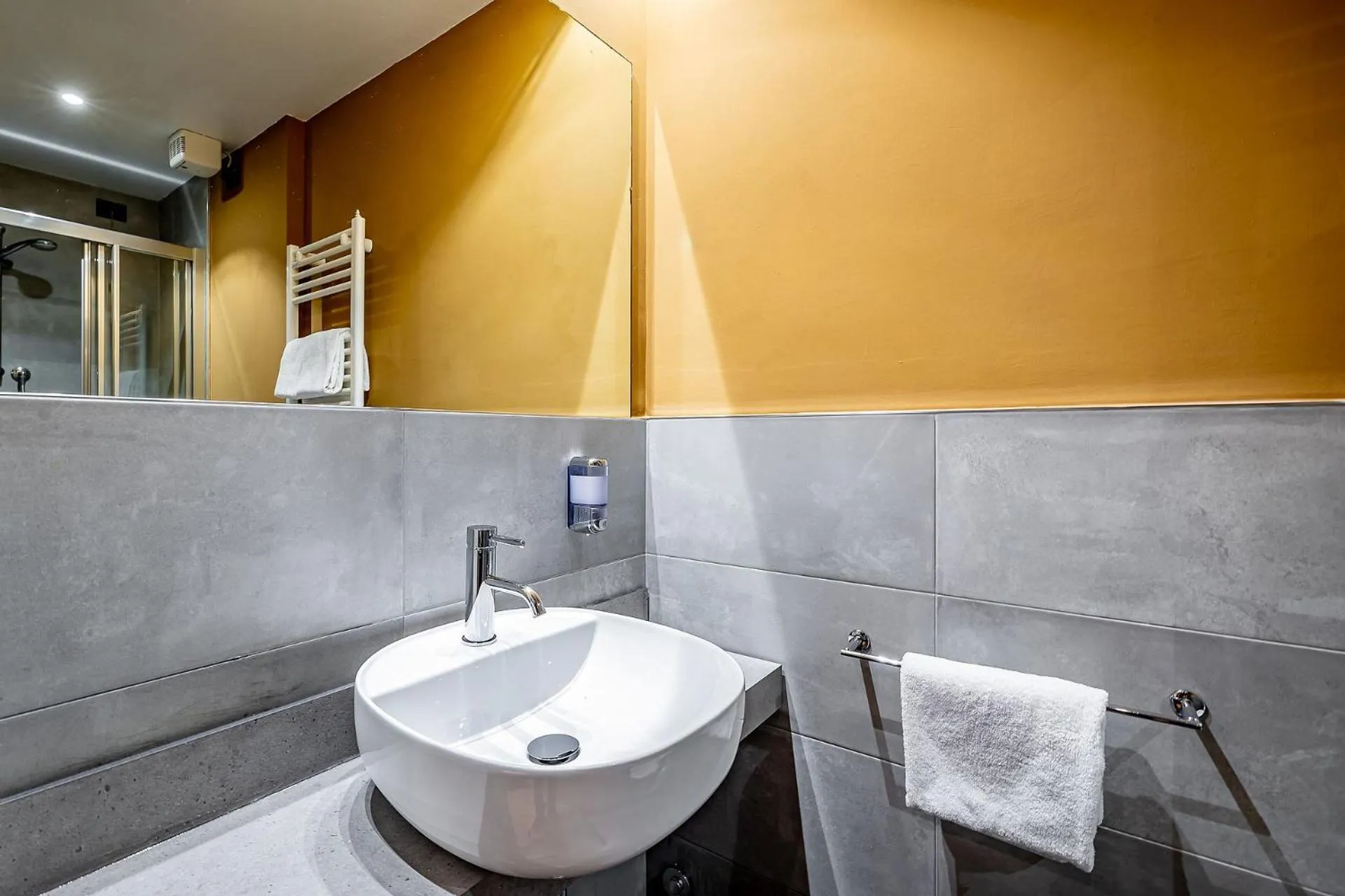 Bathroom in Hotel Duomo Firenze