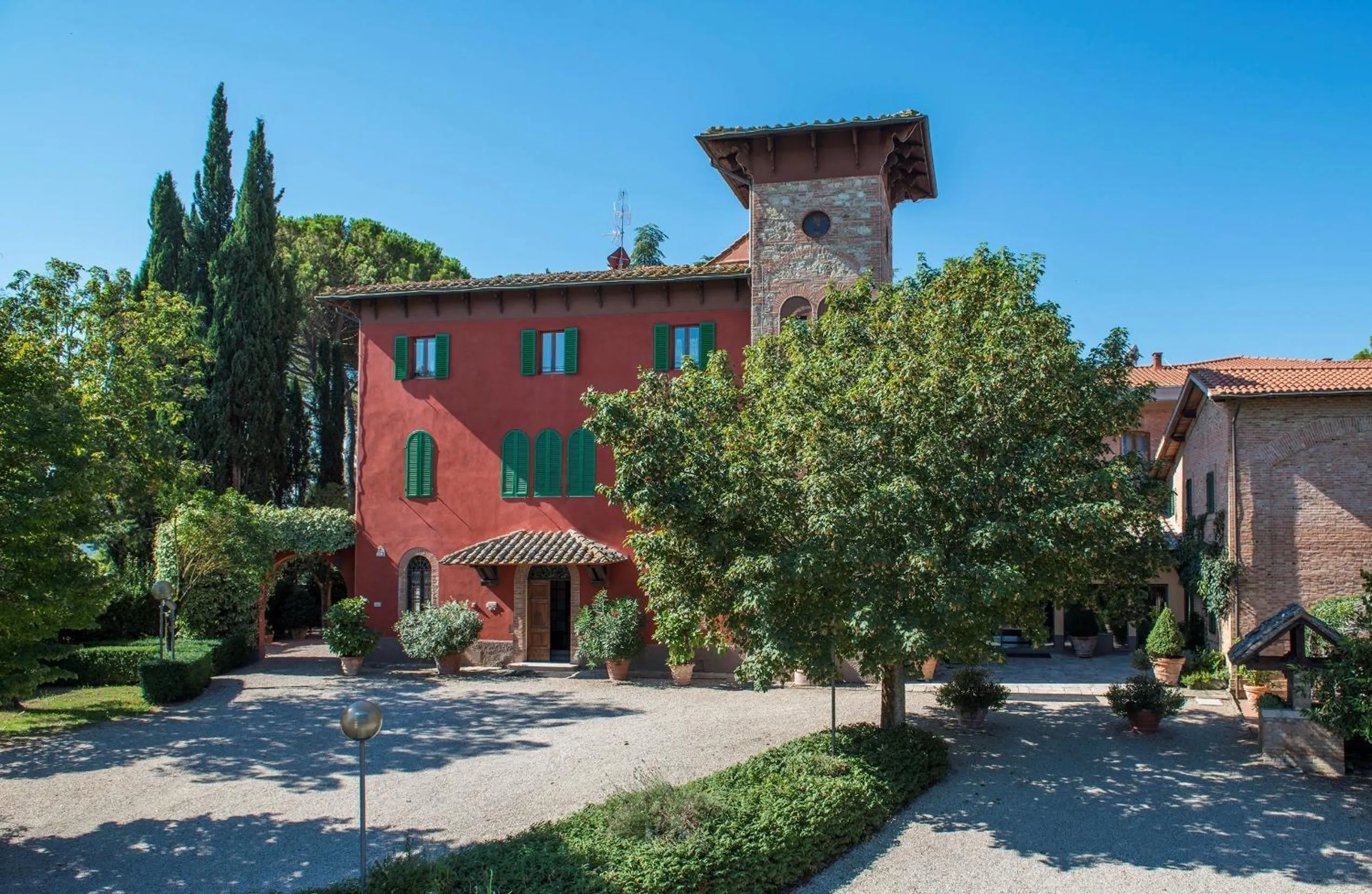 Property building in Hotel Villa Il Patriarca