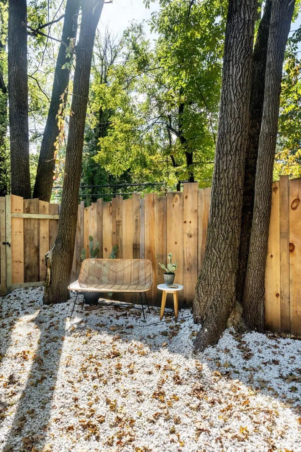 Patio in The Herwood Inn