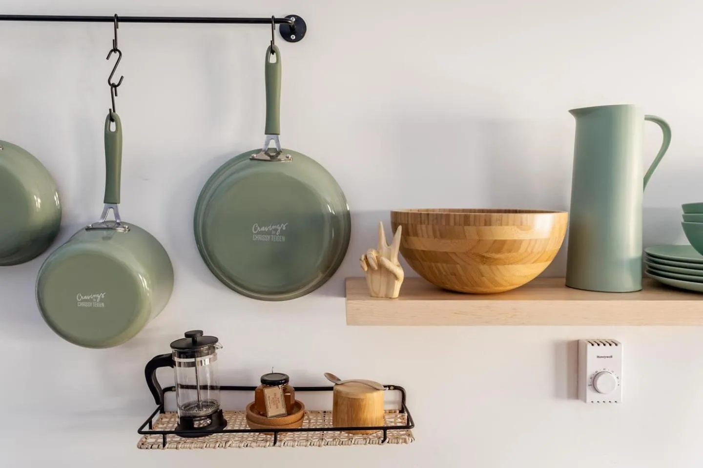 Kitchen or kitchenette in The Herwood Inn