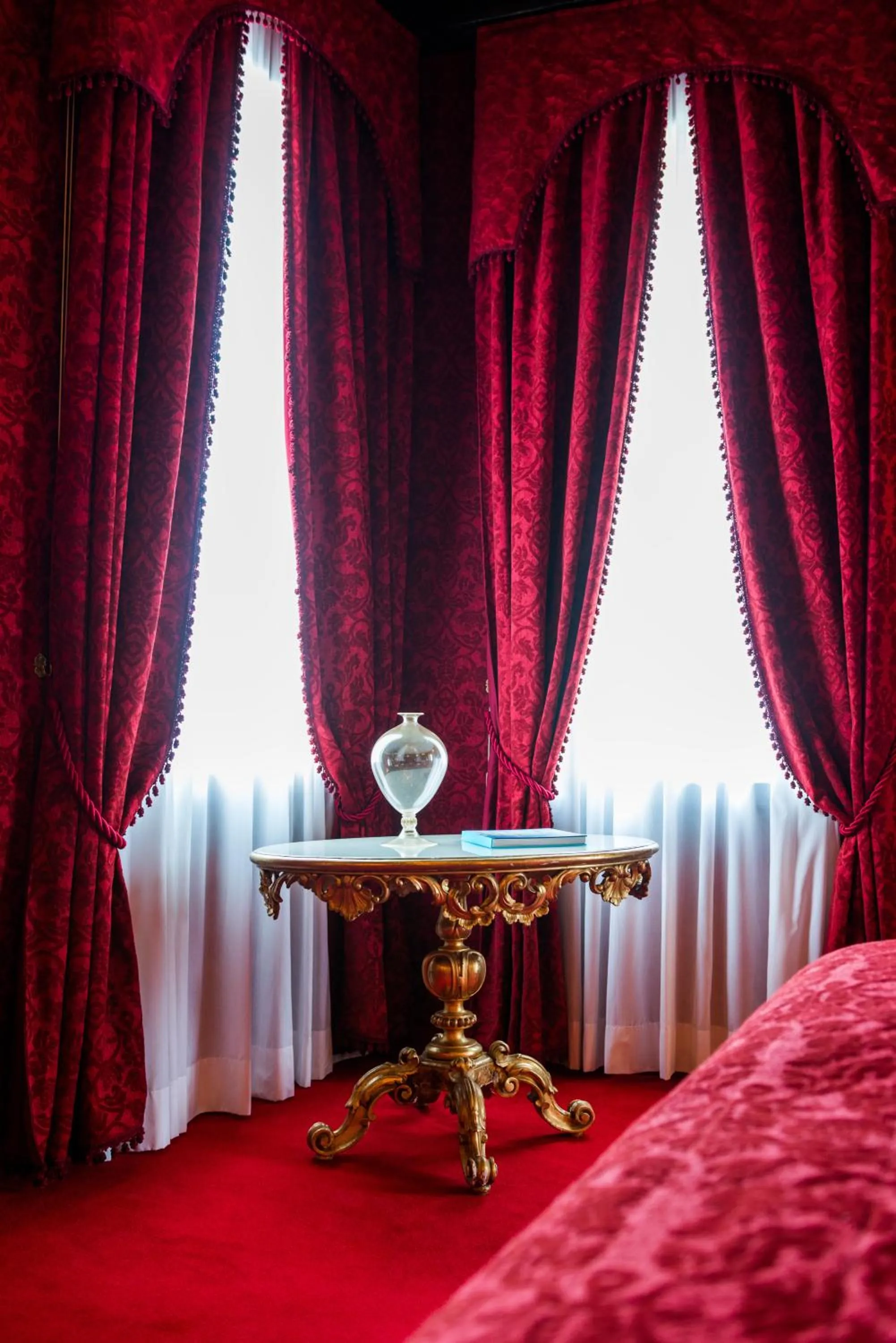 Decorative detail, Bed in Ca Maria Adele