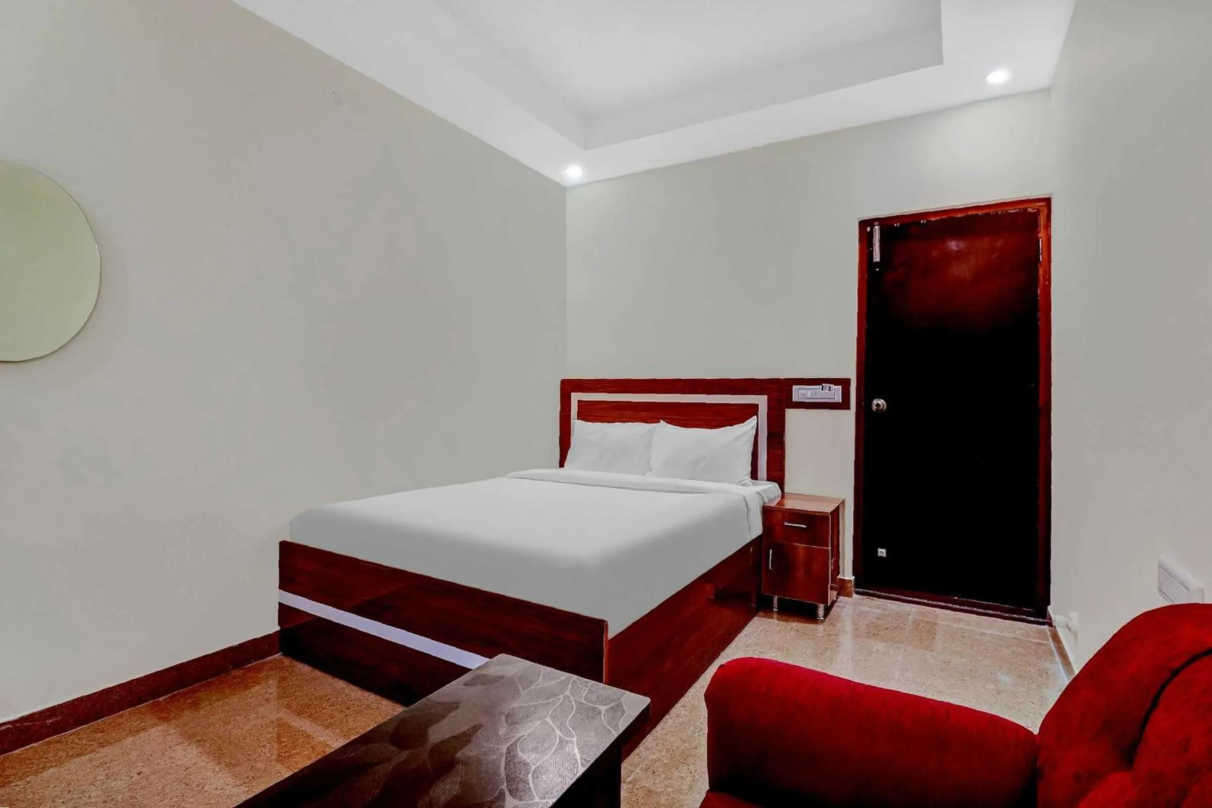 Bedroom, Bed in Hotel O Royal Suites