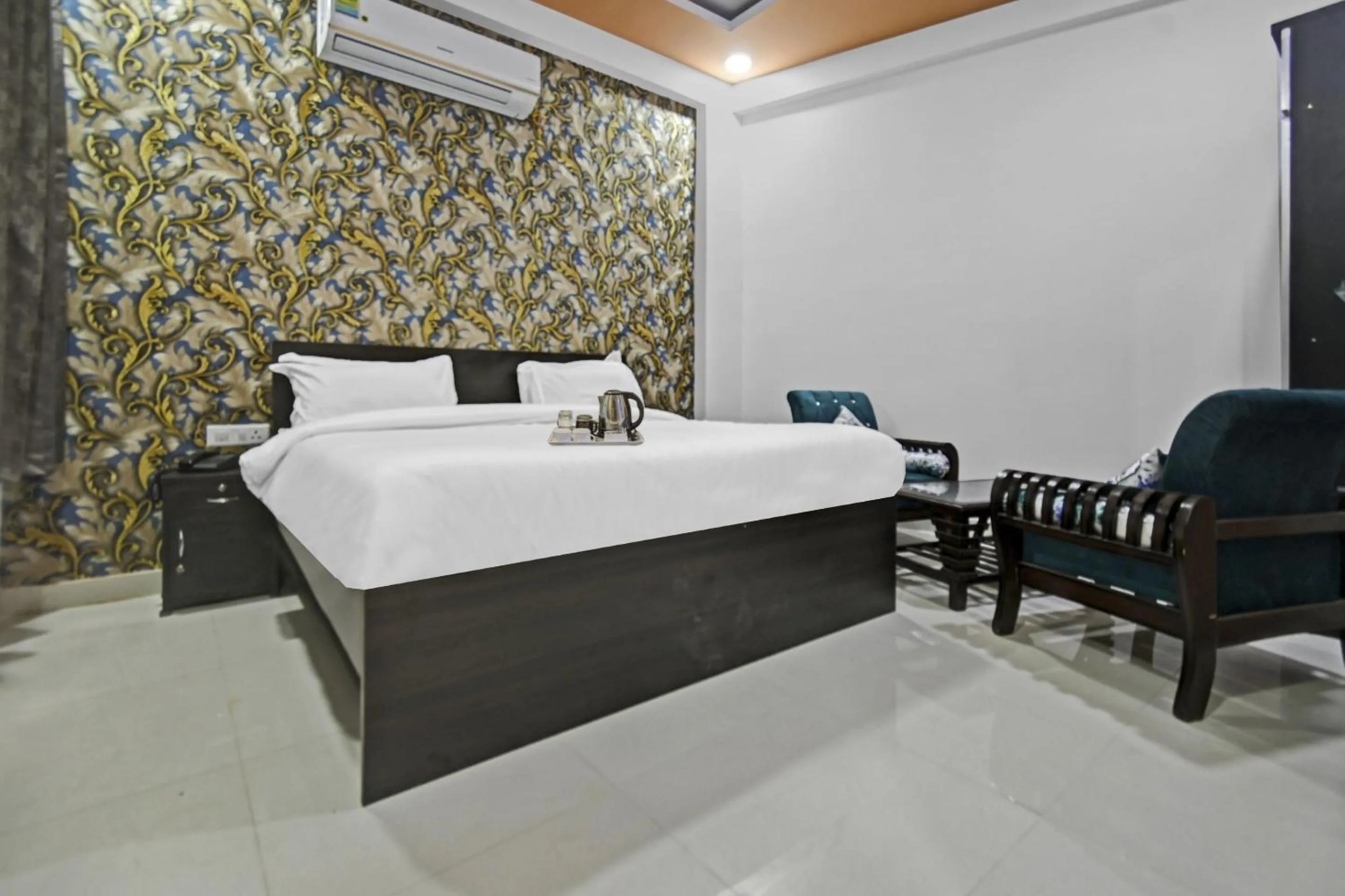 Bedroom, Bed in Collection O High Strret