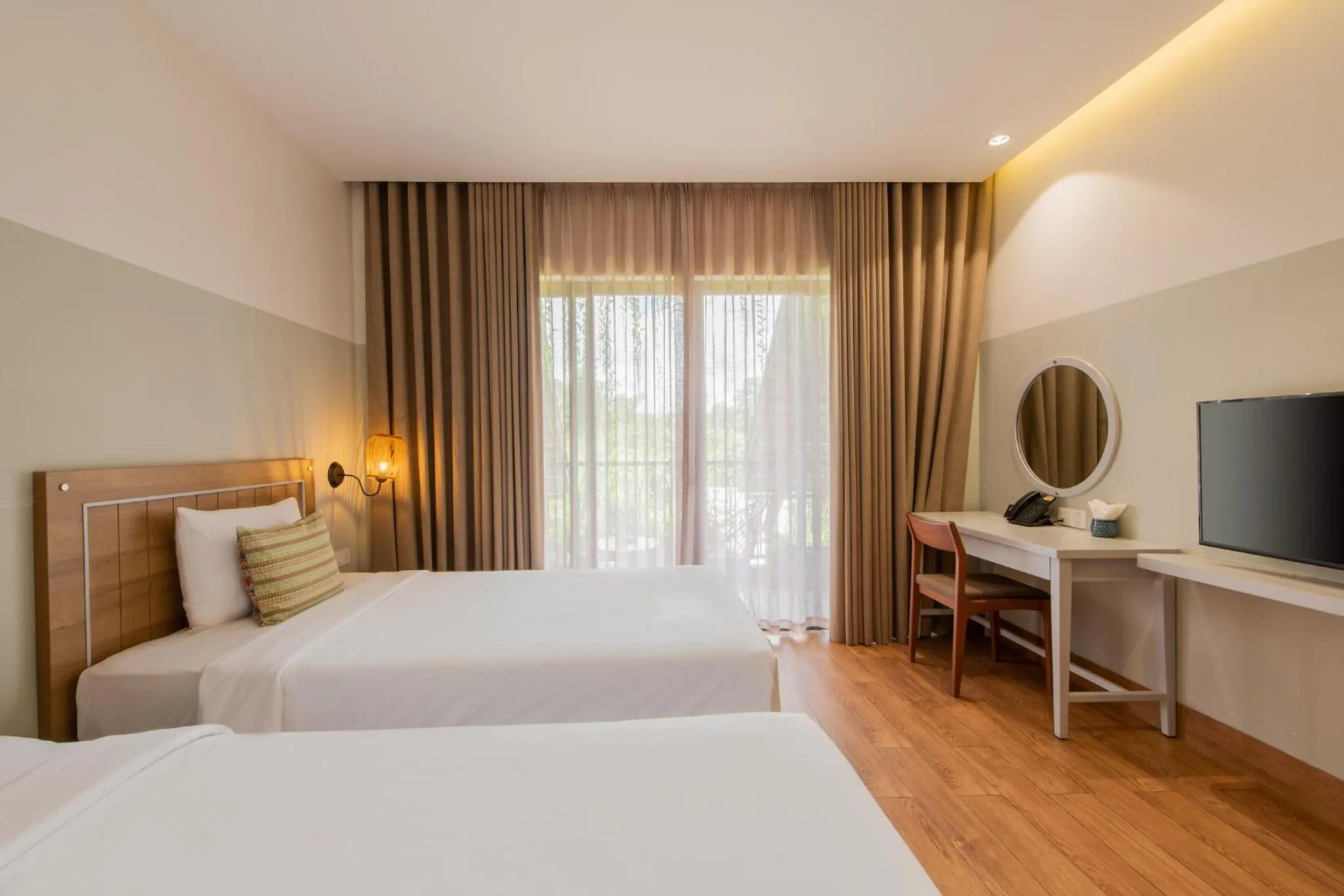 Communal lounge/ TV room, Bed in Hami Garden - Authentic & Natural Resort