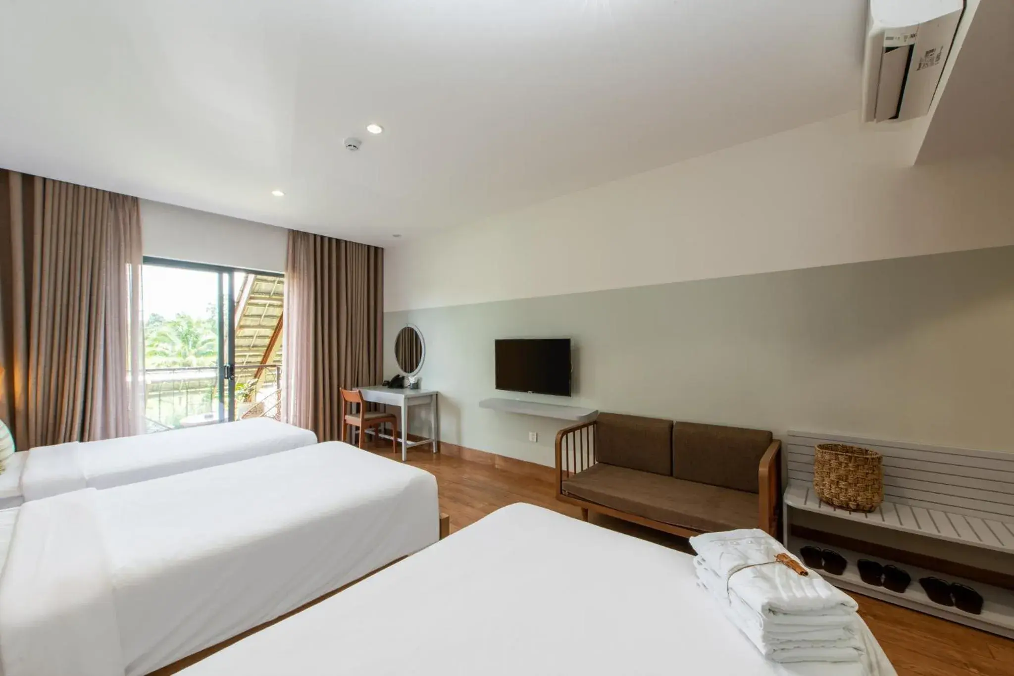 Triple Room with Balcony in Hami Garden - Authentic & Natural Resort Triple Room with Balcony in Hami Garden - Authentic & Natural Resort