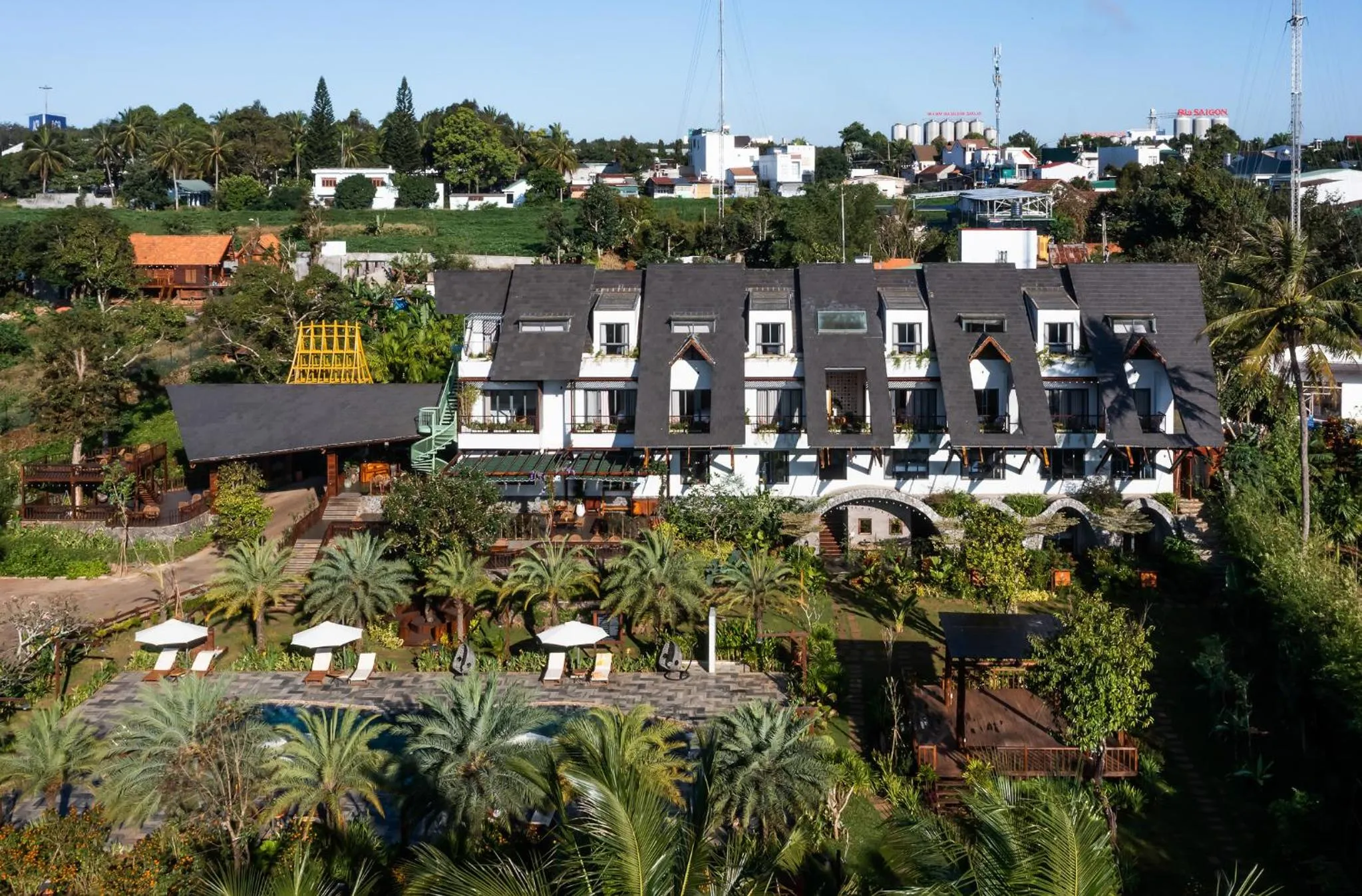 Property building in Hami Garden - Authentic & Natural Resort