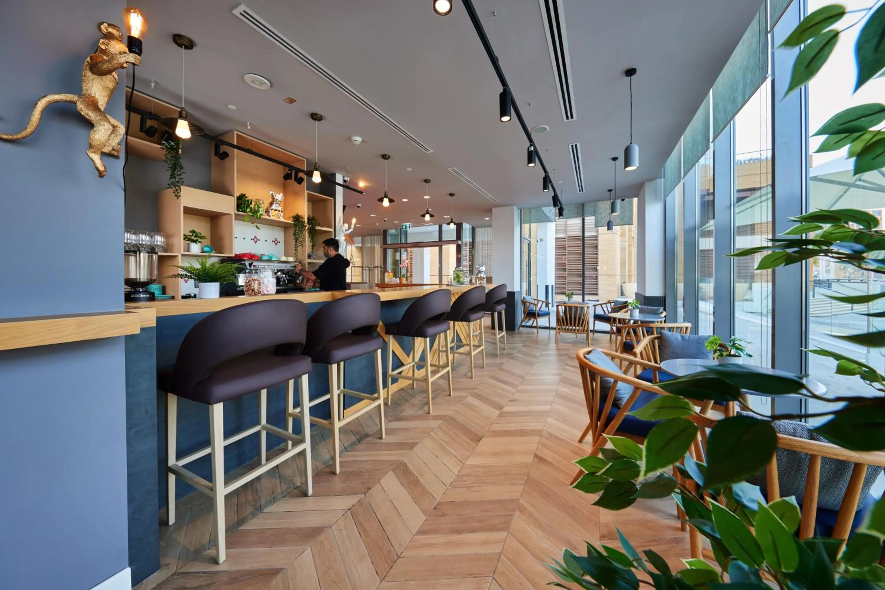 Restaurant/places to eat in Ink Hotel