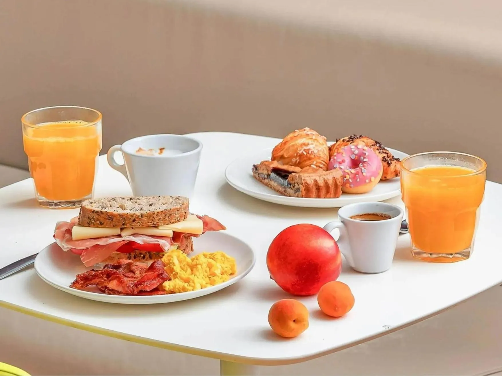 Restaurant/places to eat in B&B HOTEL Remilia