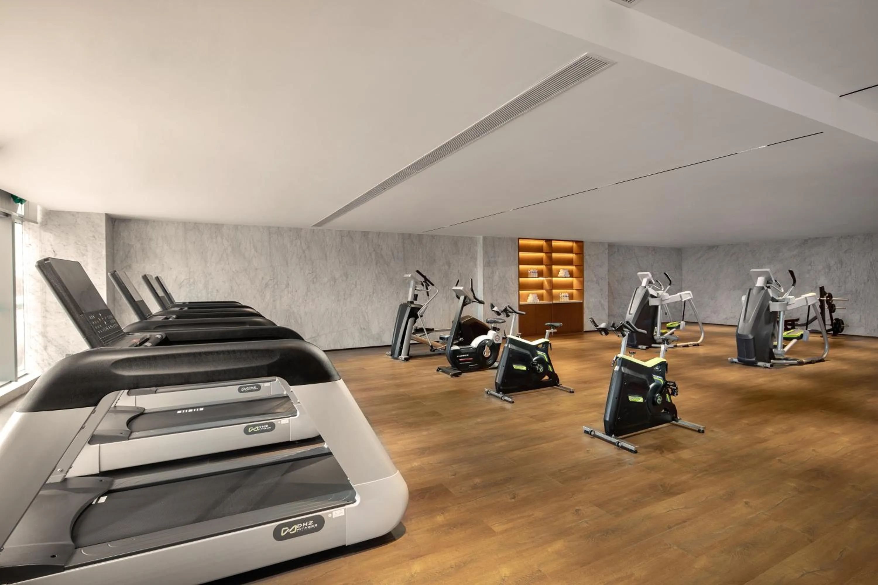 Fitness centre/facilities in La Quinta by Wyndham Weifang South