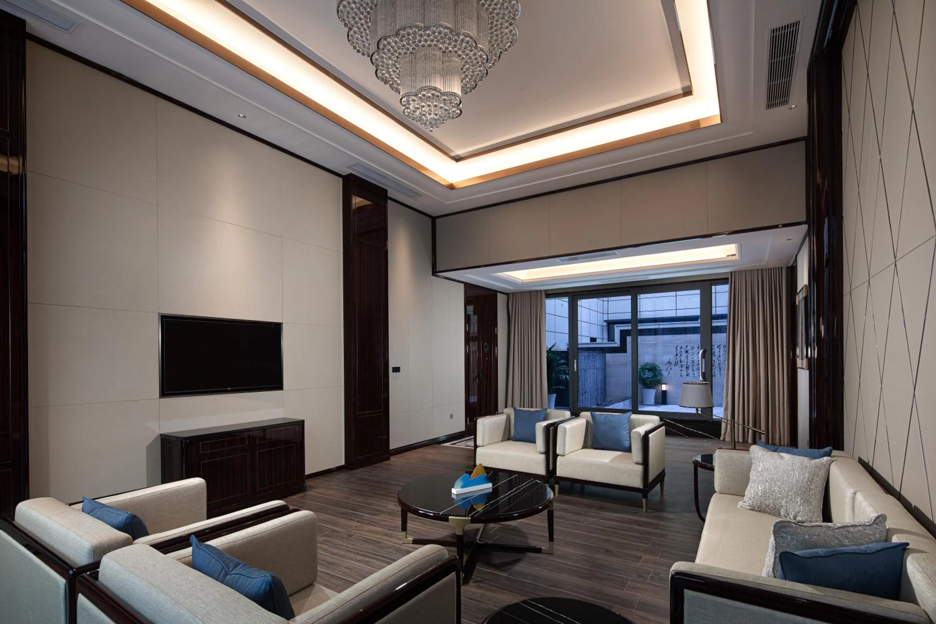 Wyndham Grand Tongren Downtown Hotel