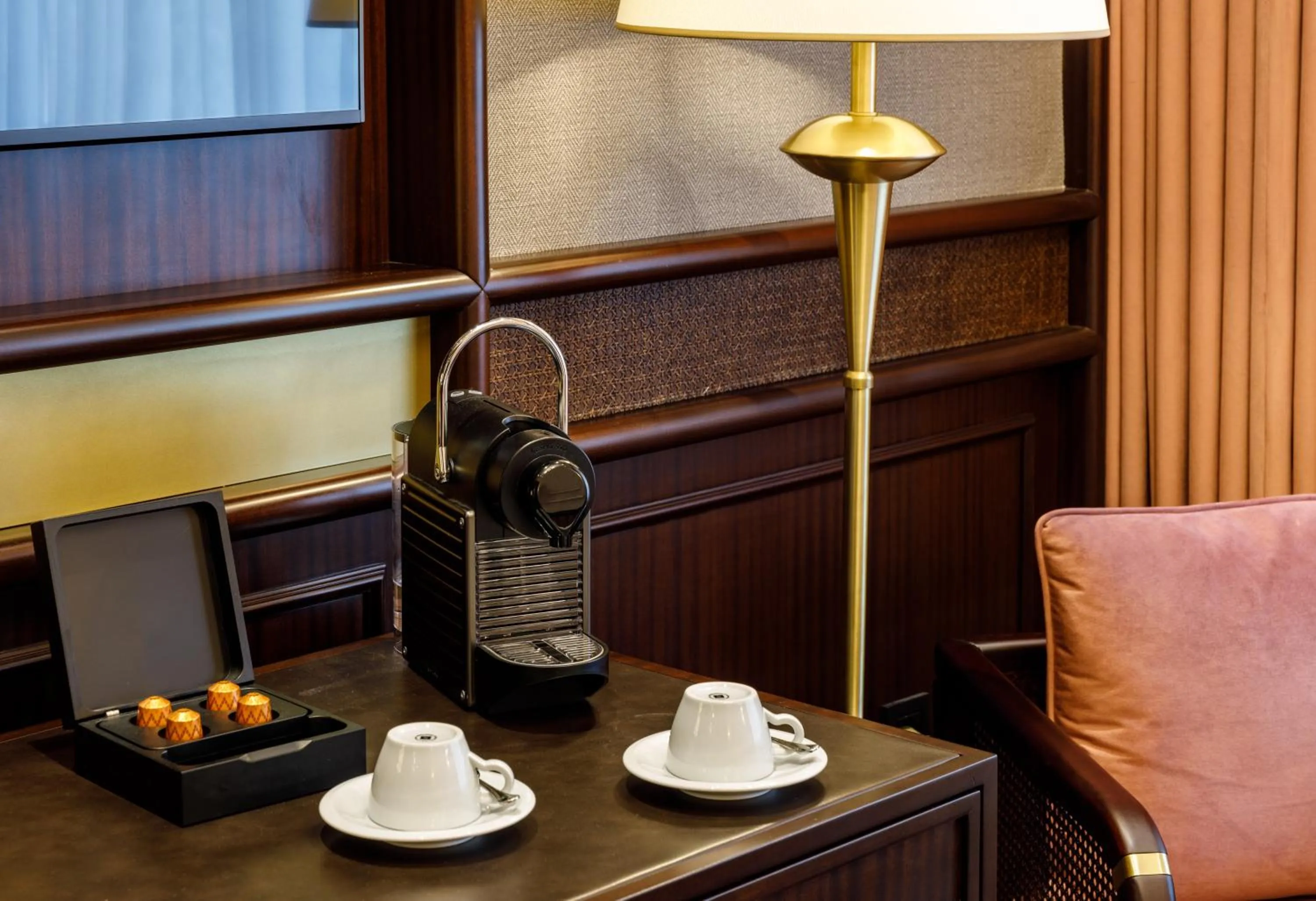 Seating area in Cronton Design Hotel