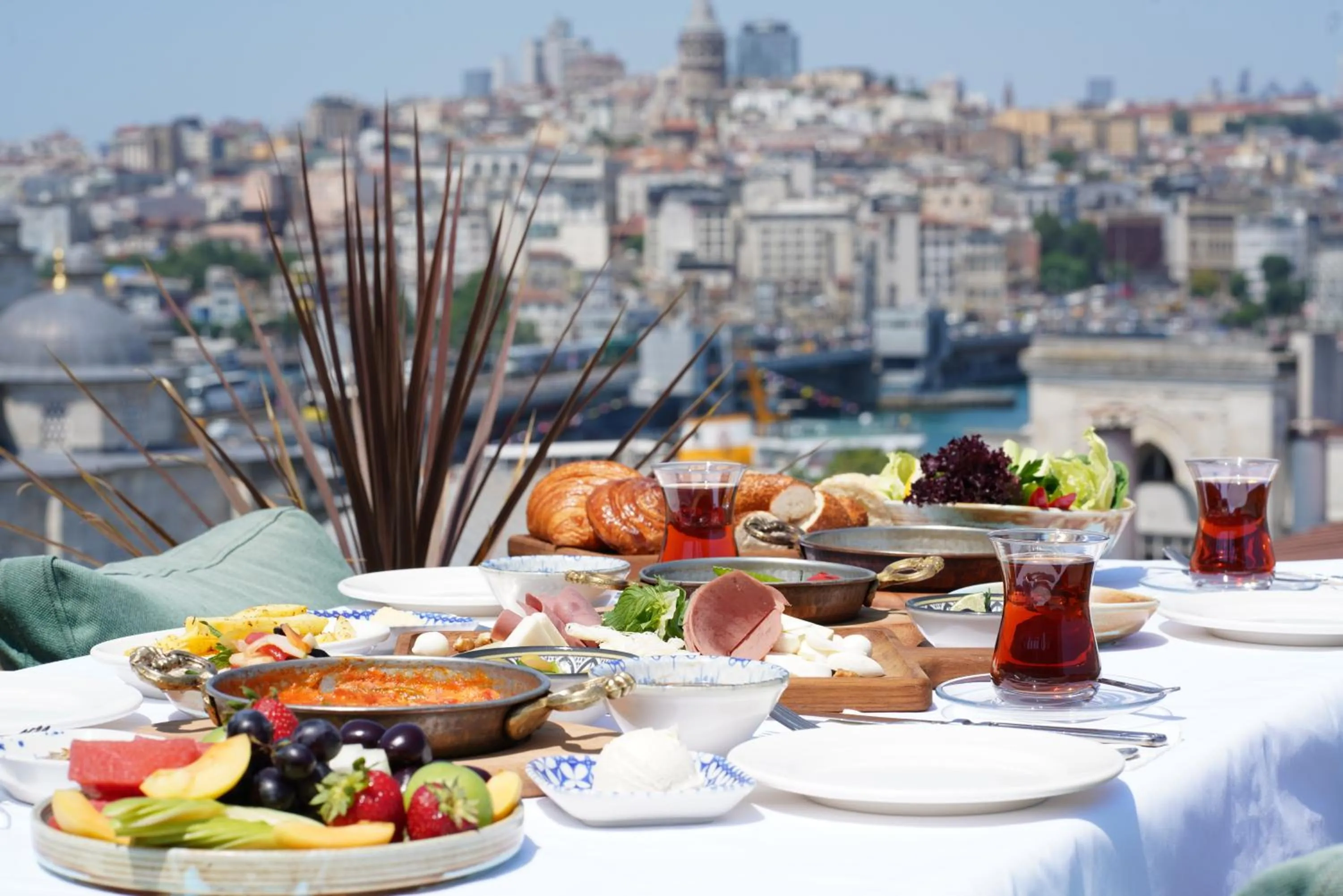 Breakfast in Cronton Design Hotel