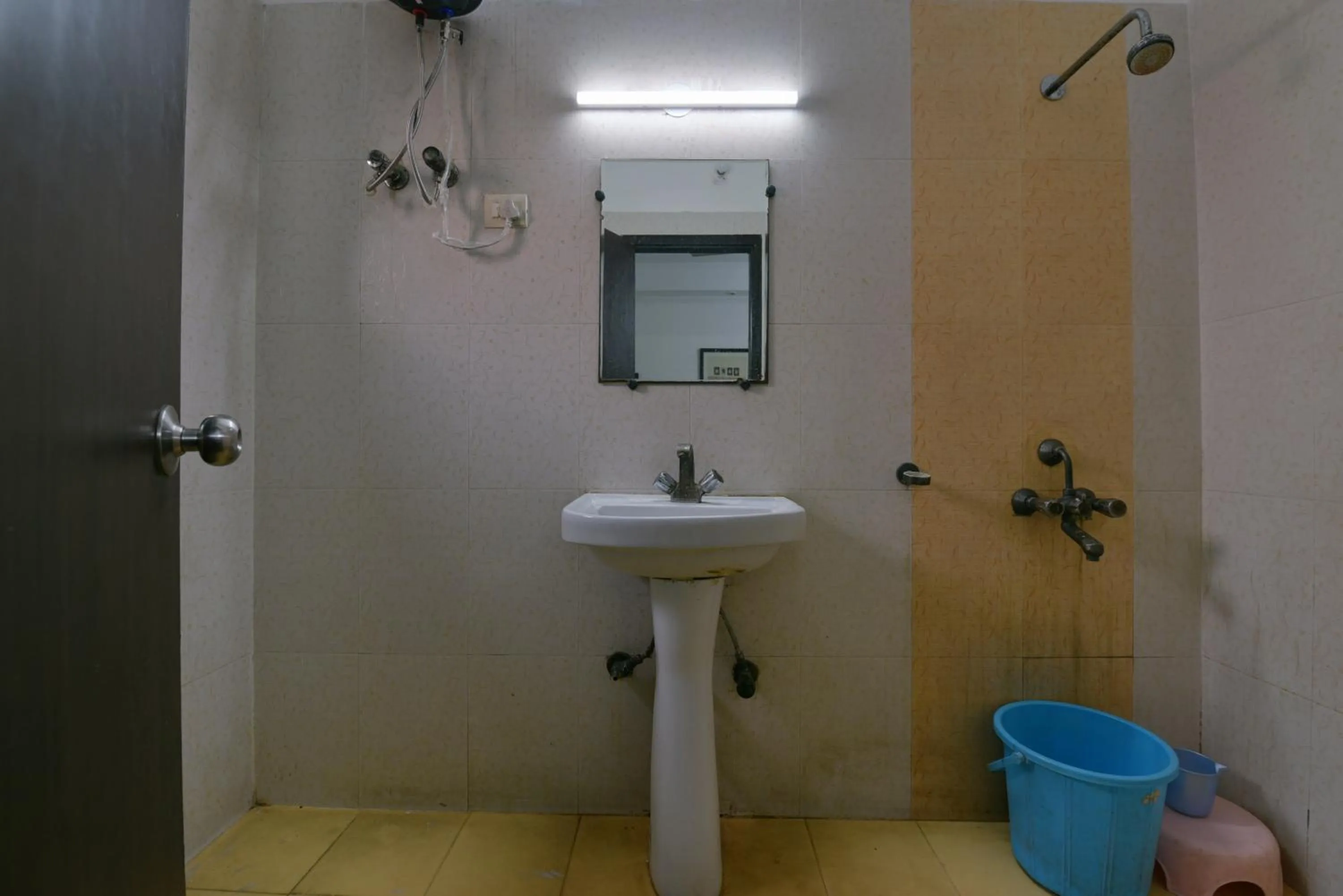 Bathroom in Hotel Diamond Stays