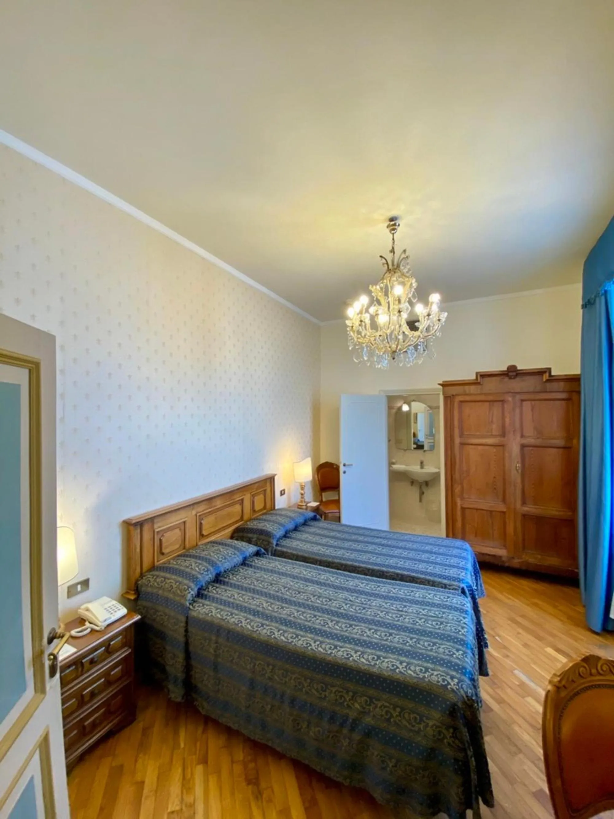 Bedroom, Bed in Hotel Martelli