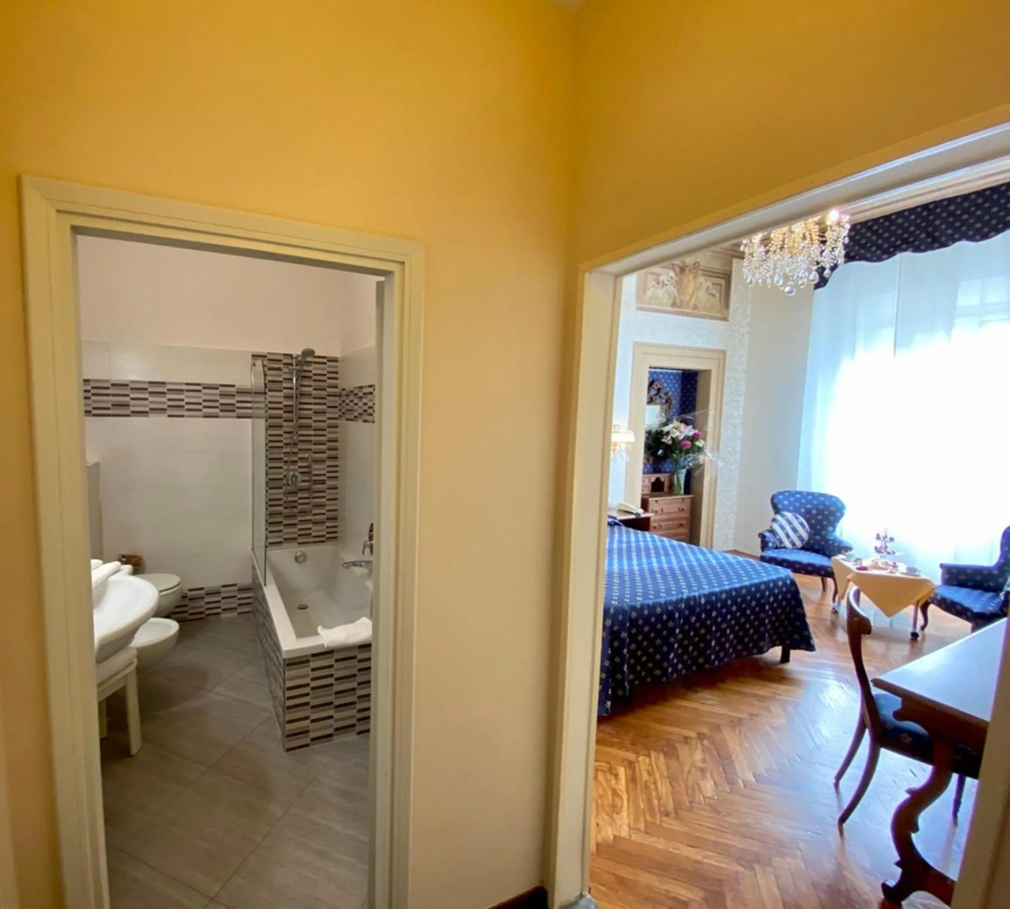 Photo of the whole room, Bed in Hotel Martelli