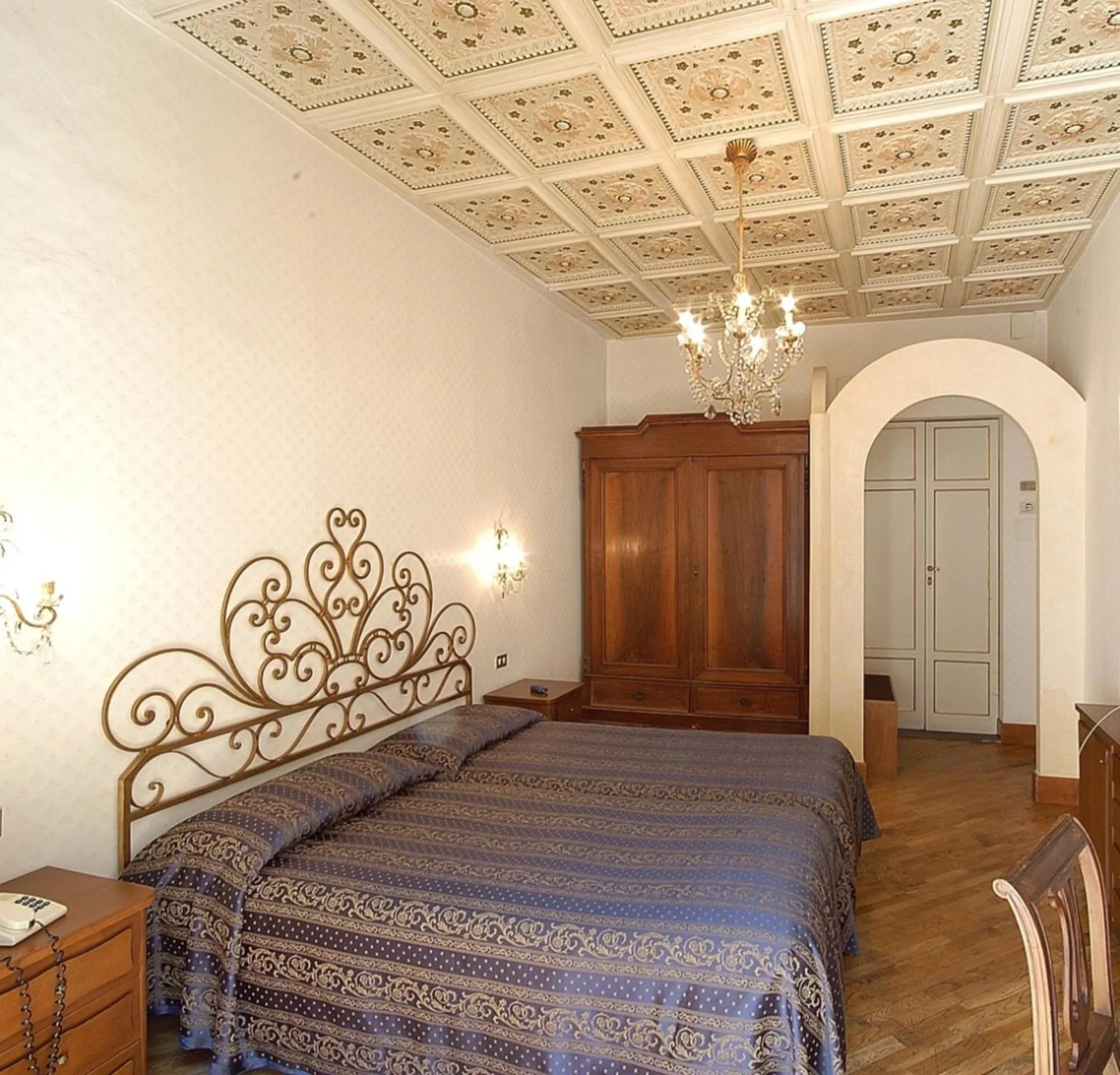 Bedroom, Bed in Hotel Martelli