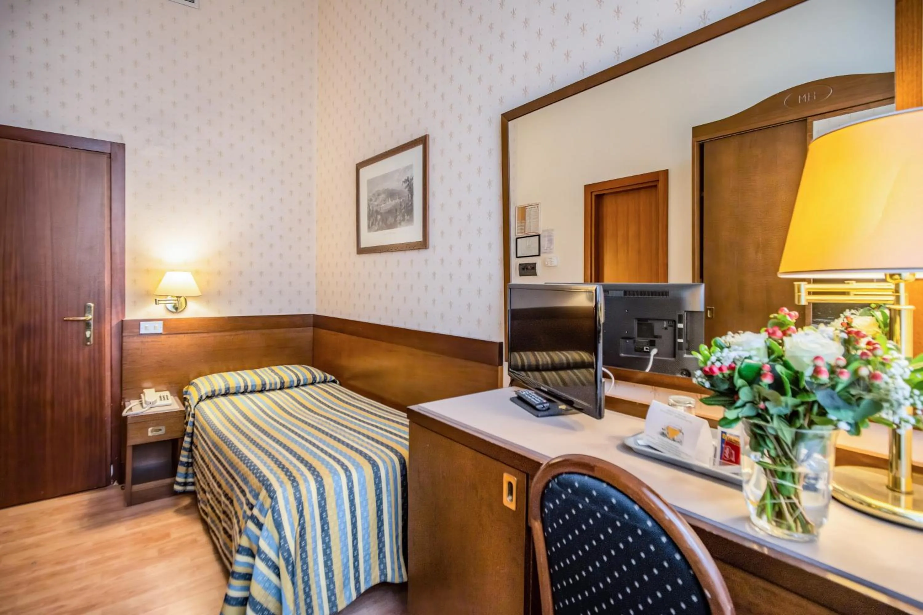 Classic Single Room in Hotel Martelli