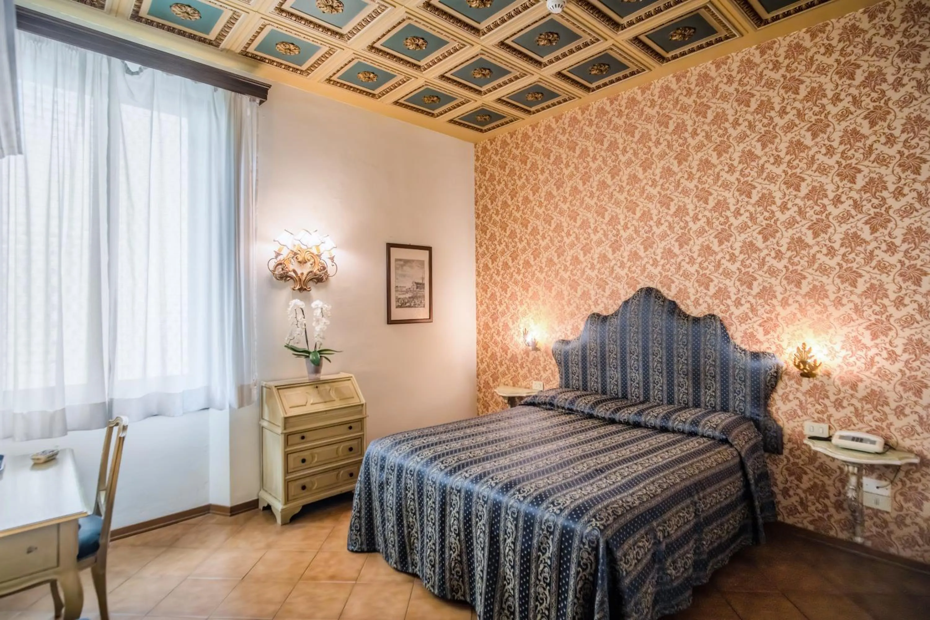 Photo of the whole room, Bed in Hotel Martelli