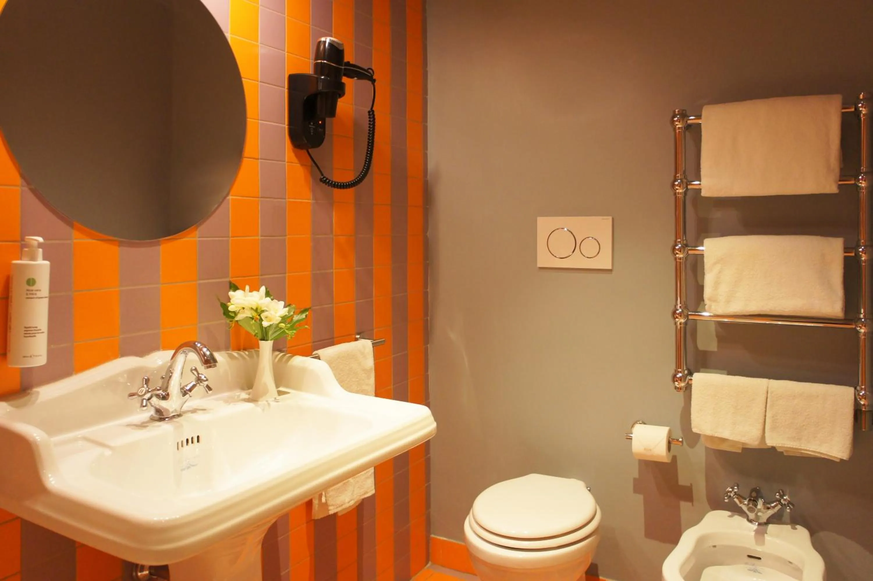 Bathroom in Hotel Cortina