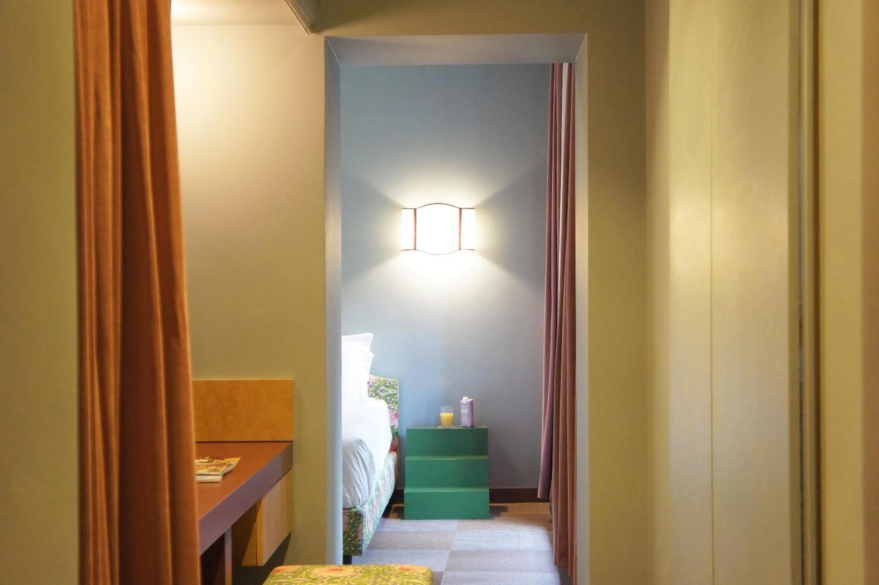 Photo of the whole room, Bed in Hotel Cortina